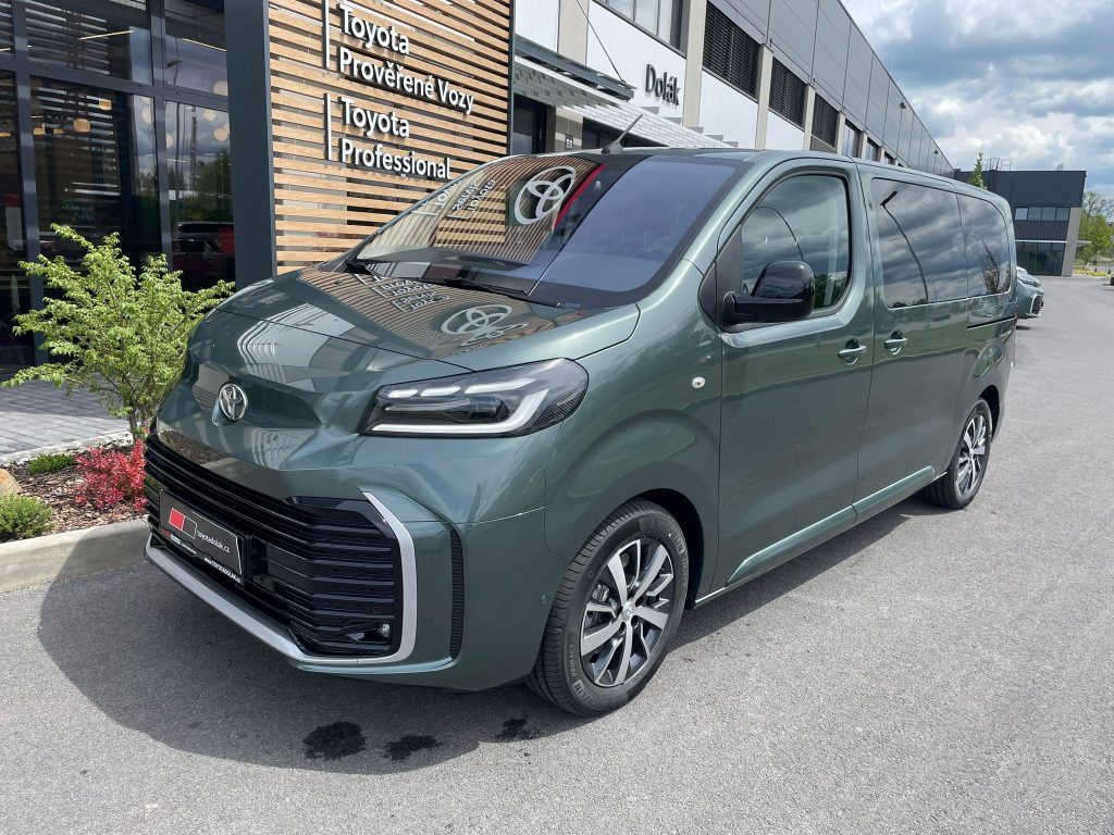 Toyota Proace Verso, 2.2D 180HP 8A/T VIP 6 - fotka 5