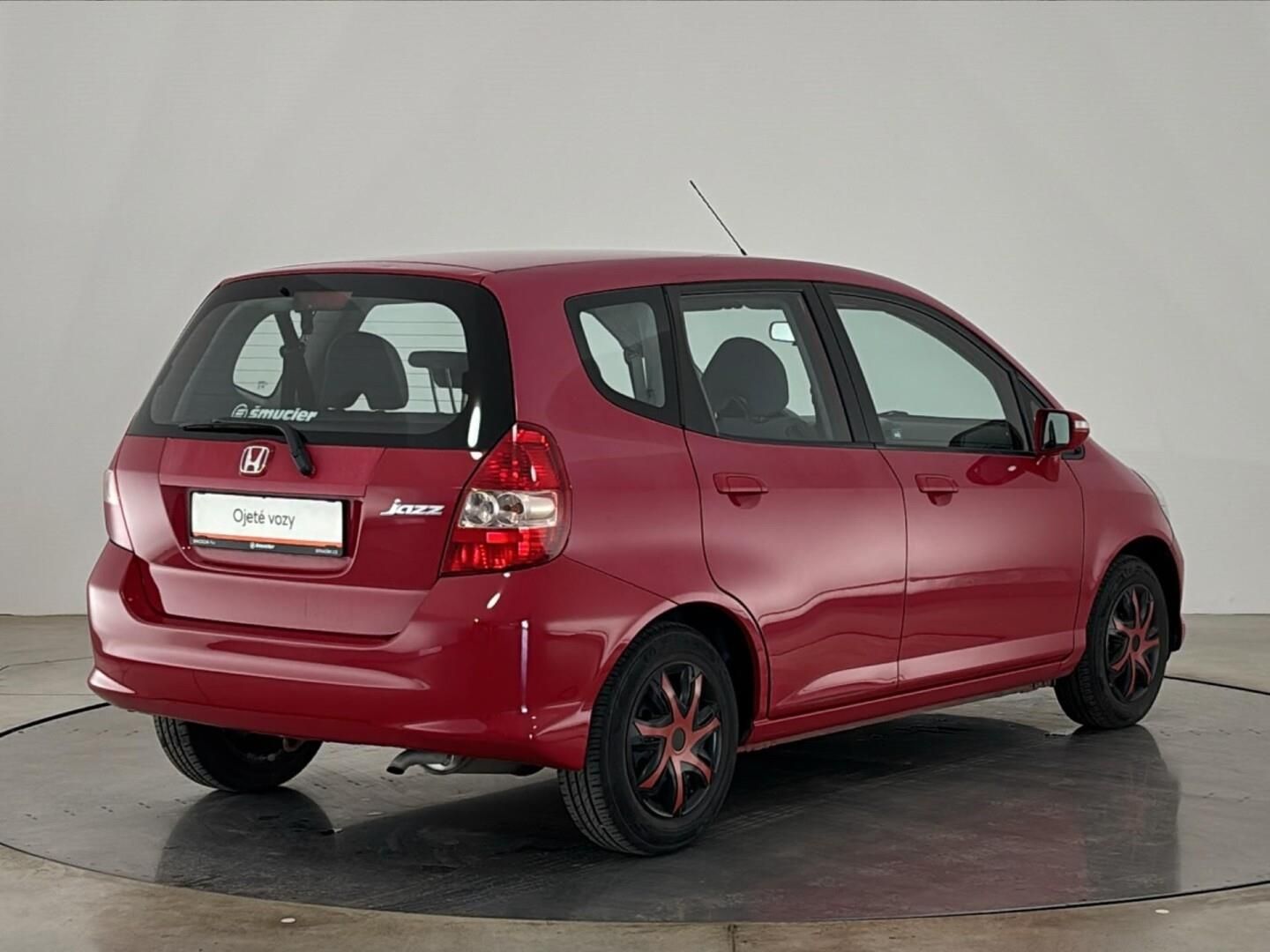 Honda Jazz, 1.3 i / 61 kW - fotka 2