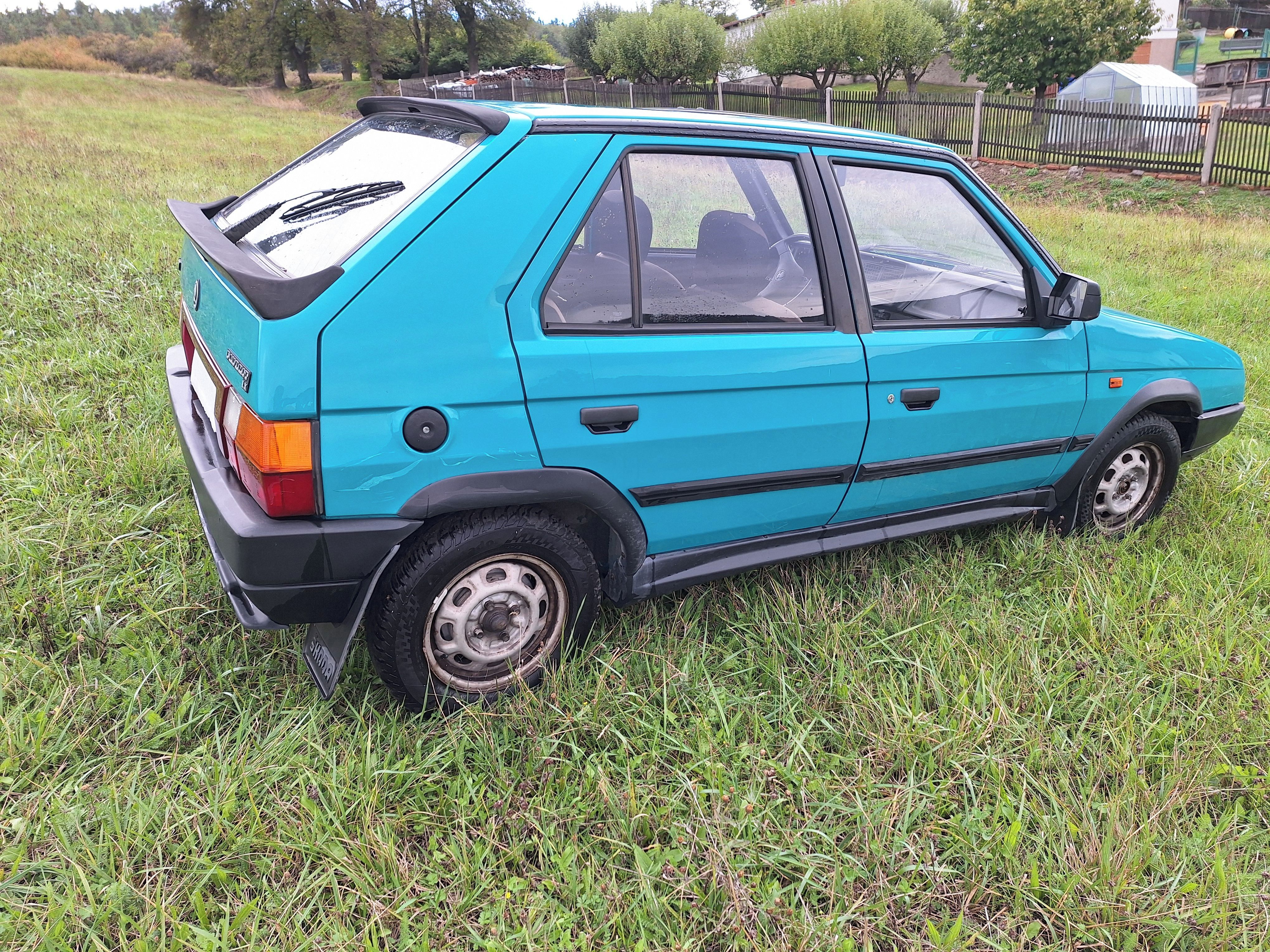 Škoda Favorit - fotka 3