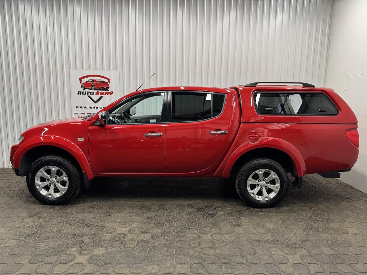 Mitsubishi L200, 2.5DI-D INTENSE 4WD HARDTOP - fotka 4