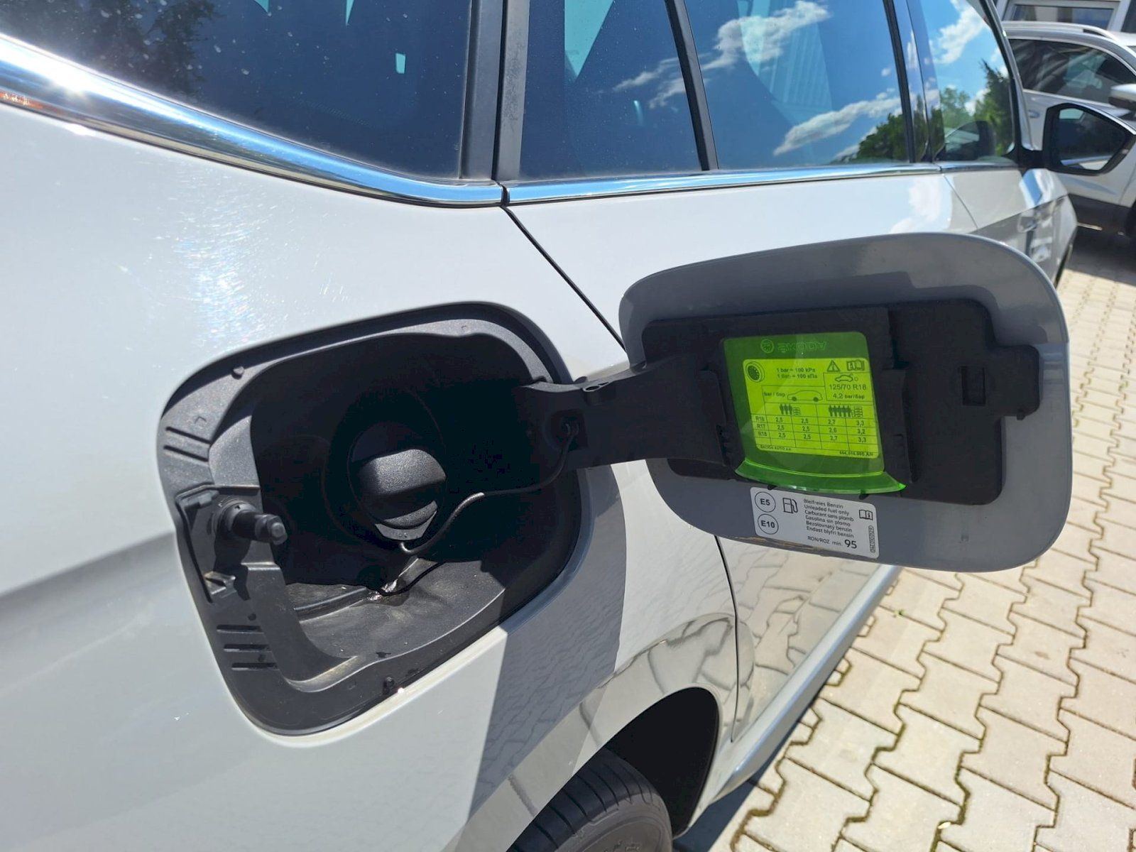 Škoda Kamiq, 1.0 TSI / 81 kW / 7DSG / STYLE - fotka 6