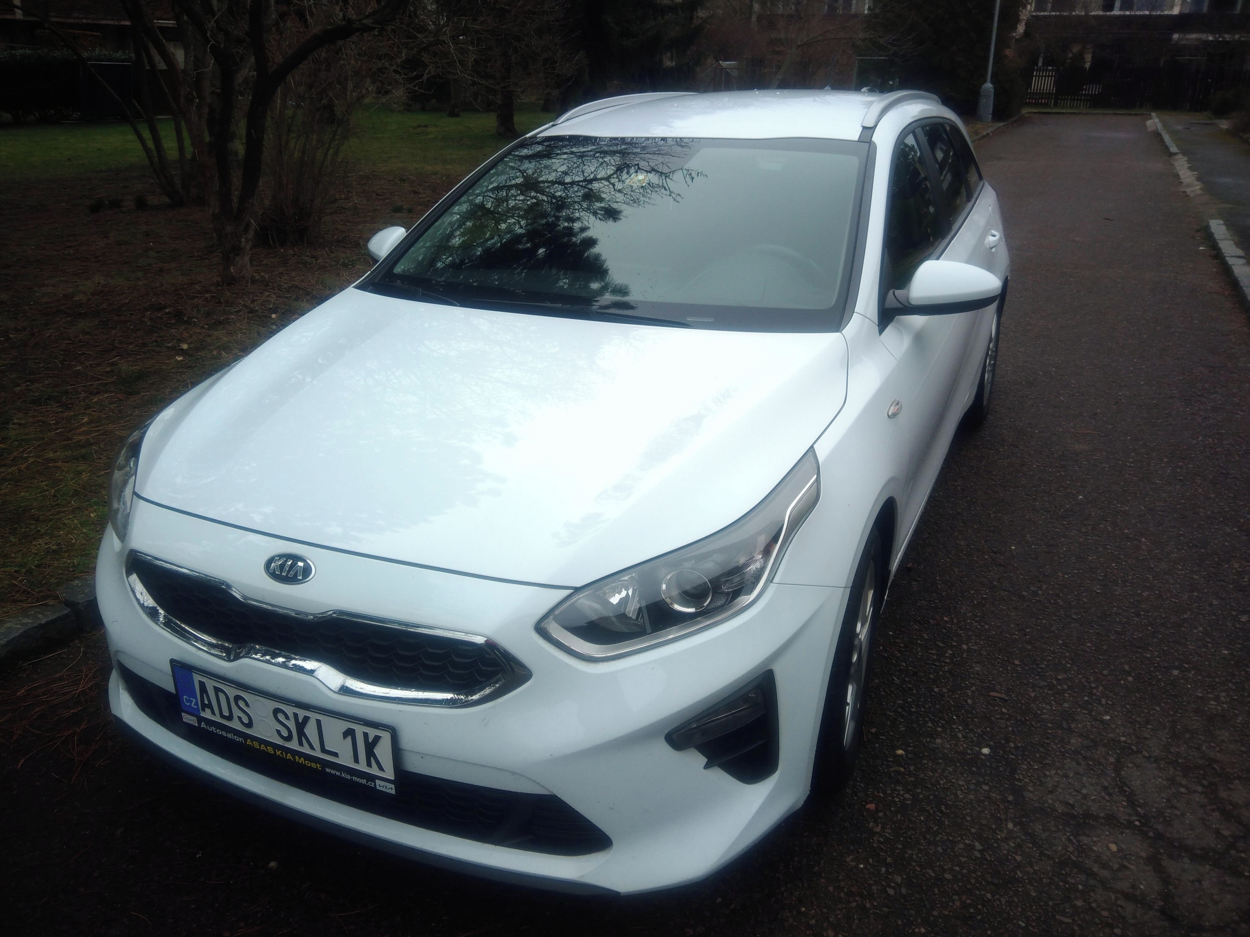 Kia Cee´d, 1.4 T-GDi Fresh - servisováno - fotka 5