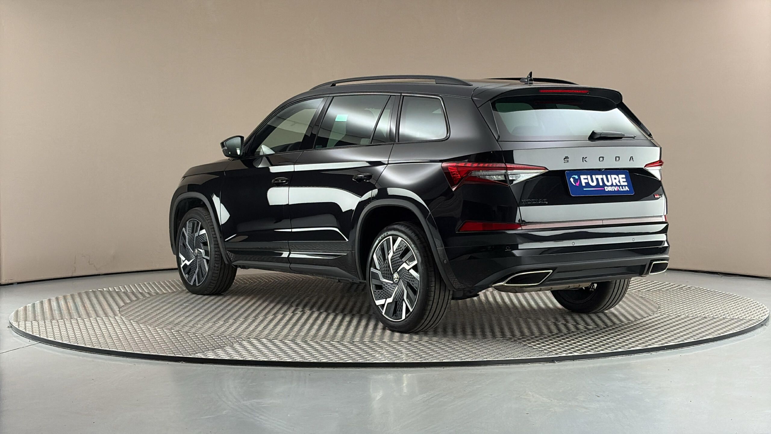 Škoda Kodiaq, 2.0 TSI DSG 4x4 RS - fotka 2
