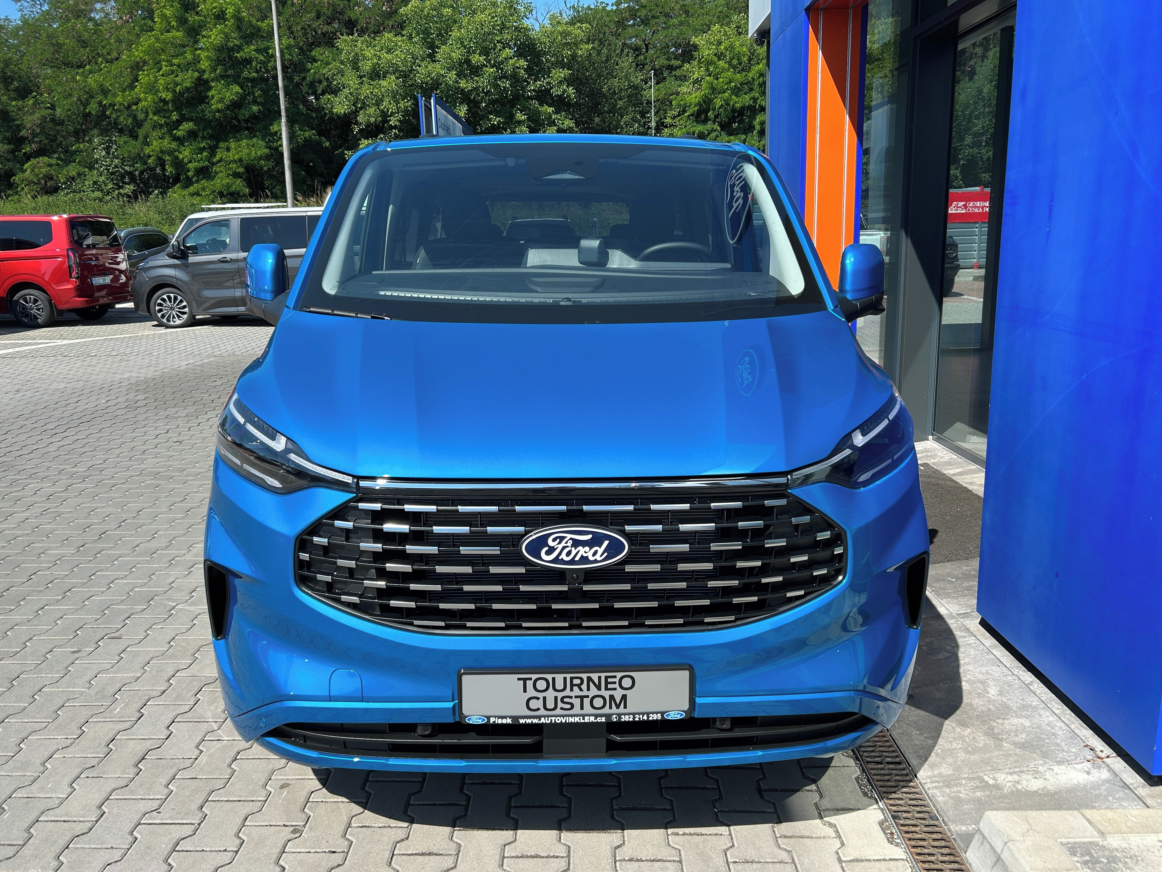 Ford Tourneo Custom, Titanium X L2 2.0EcoBlue 125kW - fotka 2