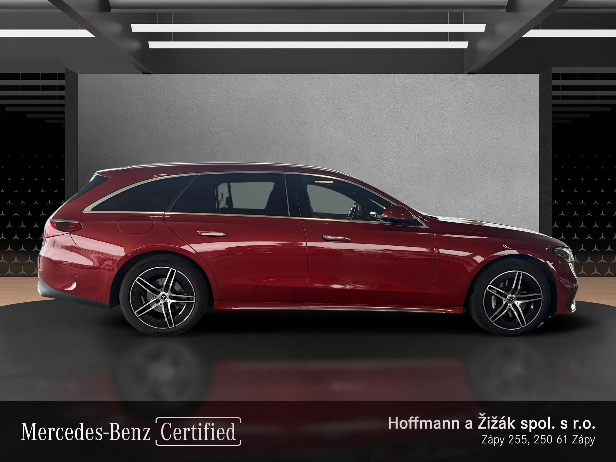 Mercedes-Benz Třídy E, 220d 4M kombi - fotka 4