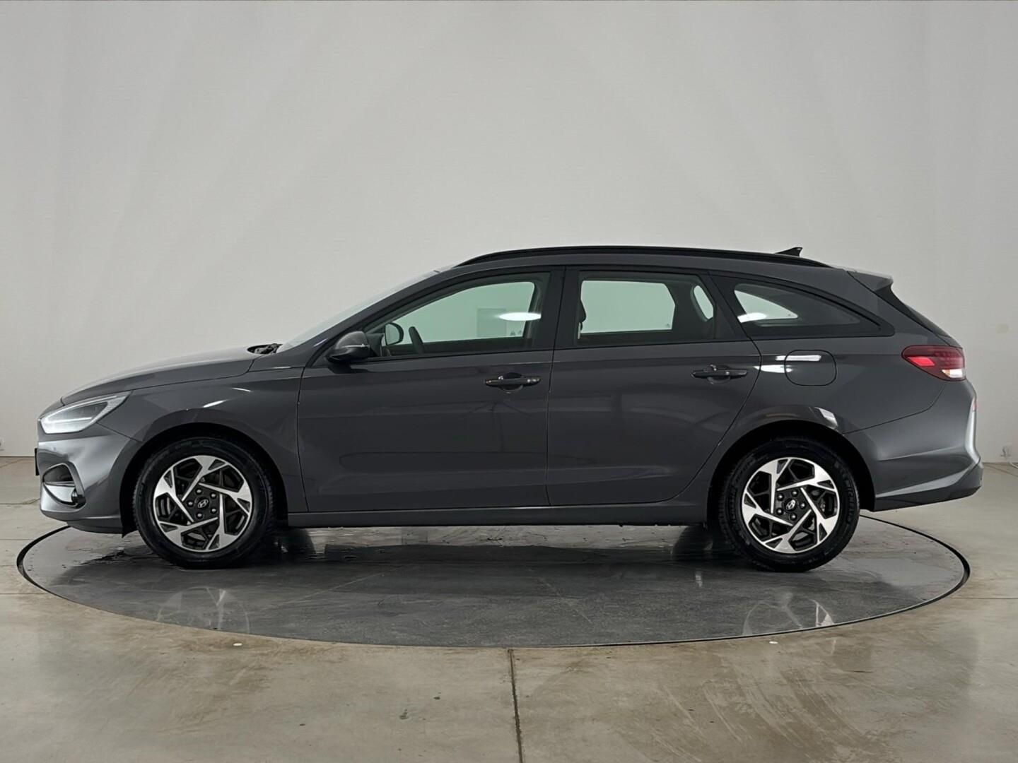 Hyundai i30, 1.5 T-GDI / 103 kW Smart DCT - fotka 3