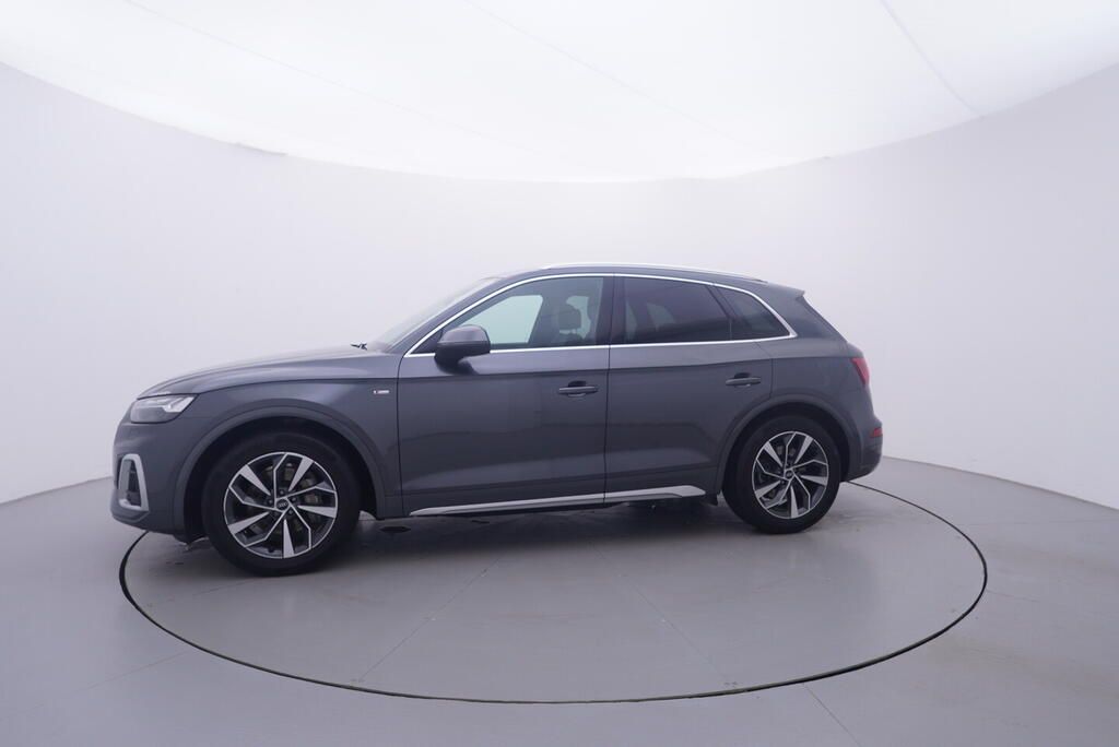 Audi Q5, S-line 2.0 TDI 150 kW - fotka 2