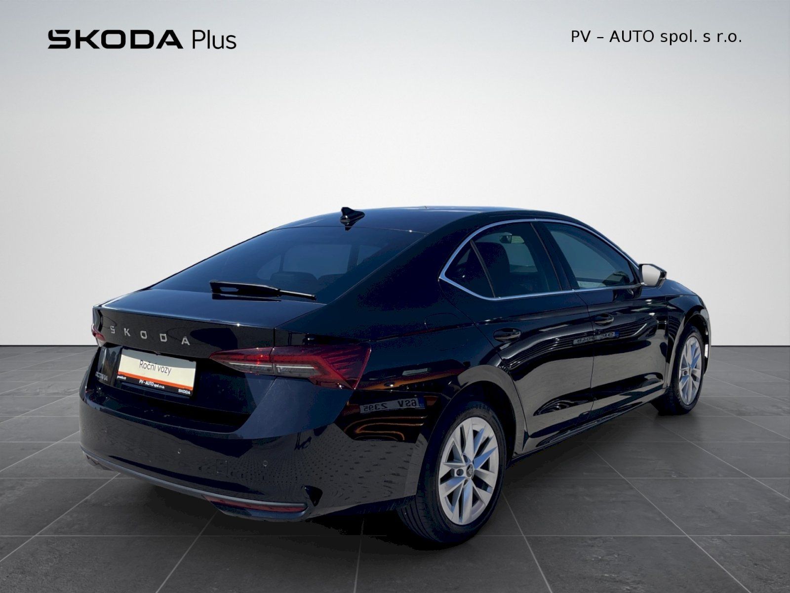 Škoda Octavia, 1.5 TSI 110 kW Top Selection - fotka 2