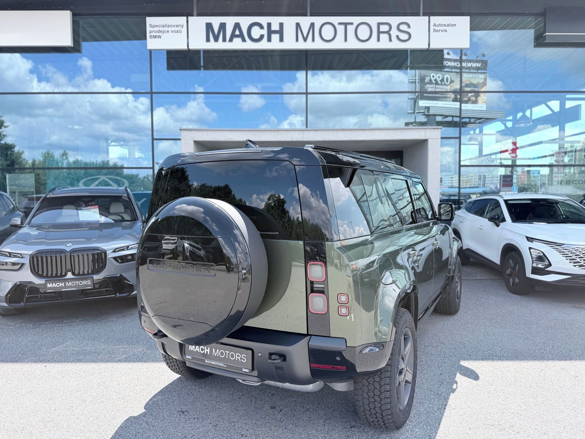 Land Rover Defender, X-Dynamic SE D250 - fotka 5