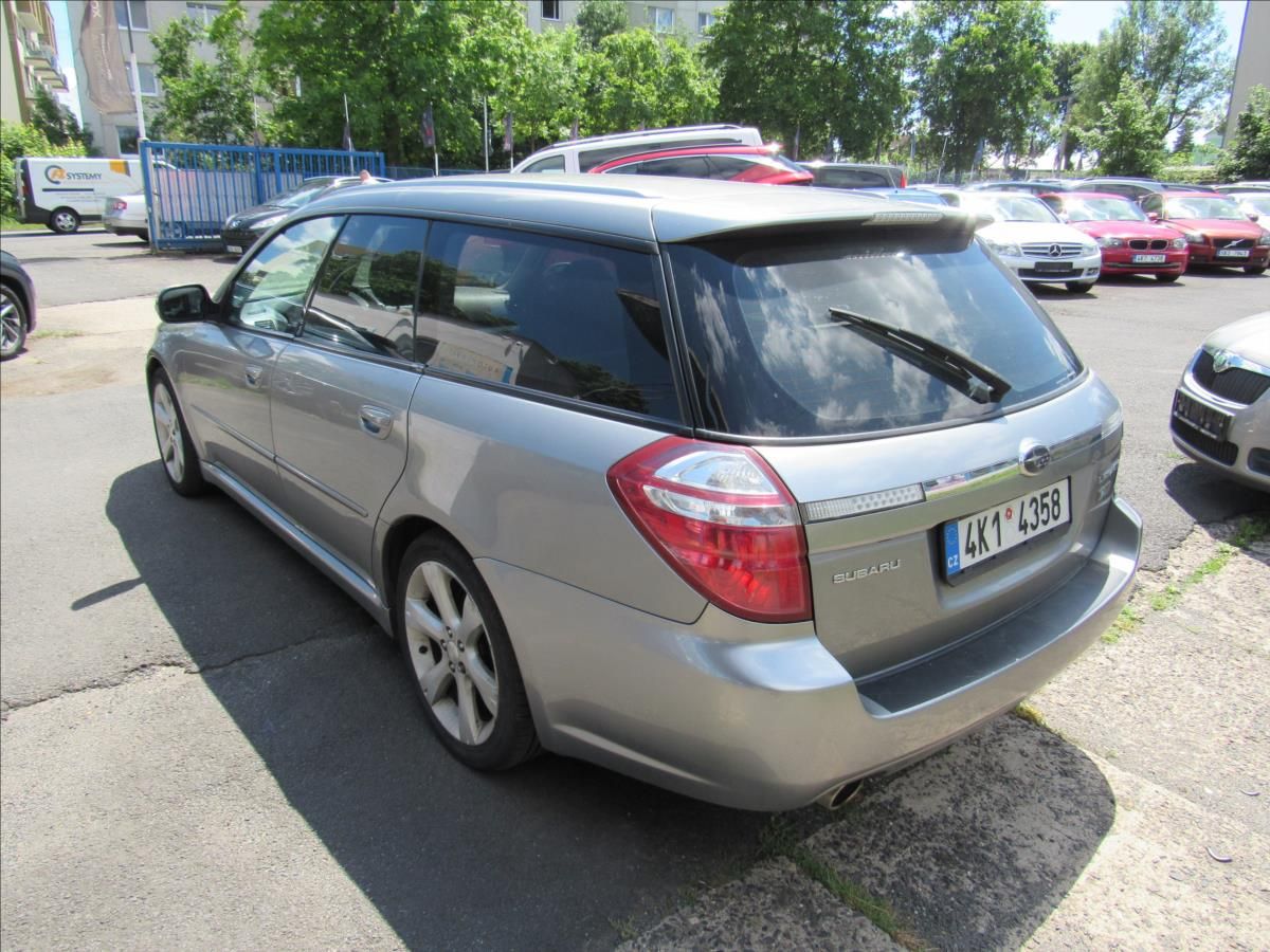 Subaru Legacy, 2,0 R 121kW 4x4 - fotka 4