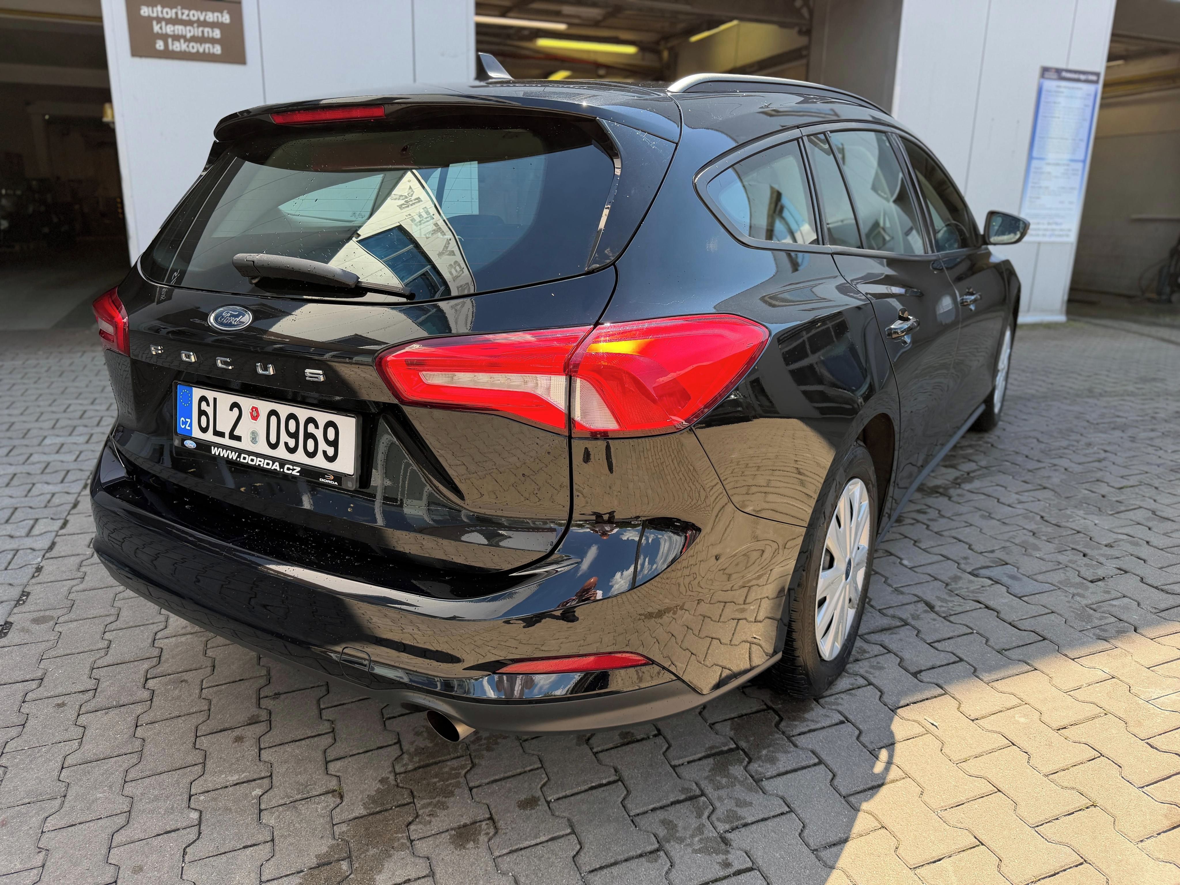 Ford Focus, 1,0 EcoBoost Trend kombi - fotka 2
