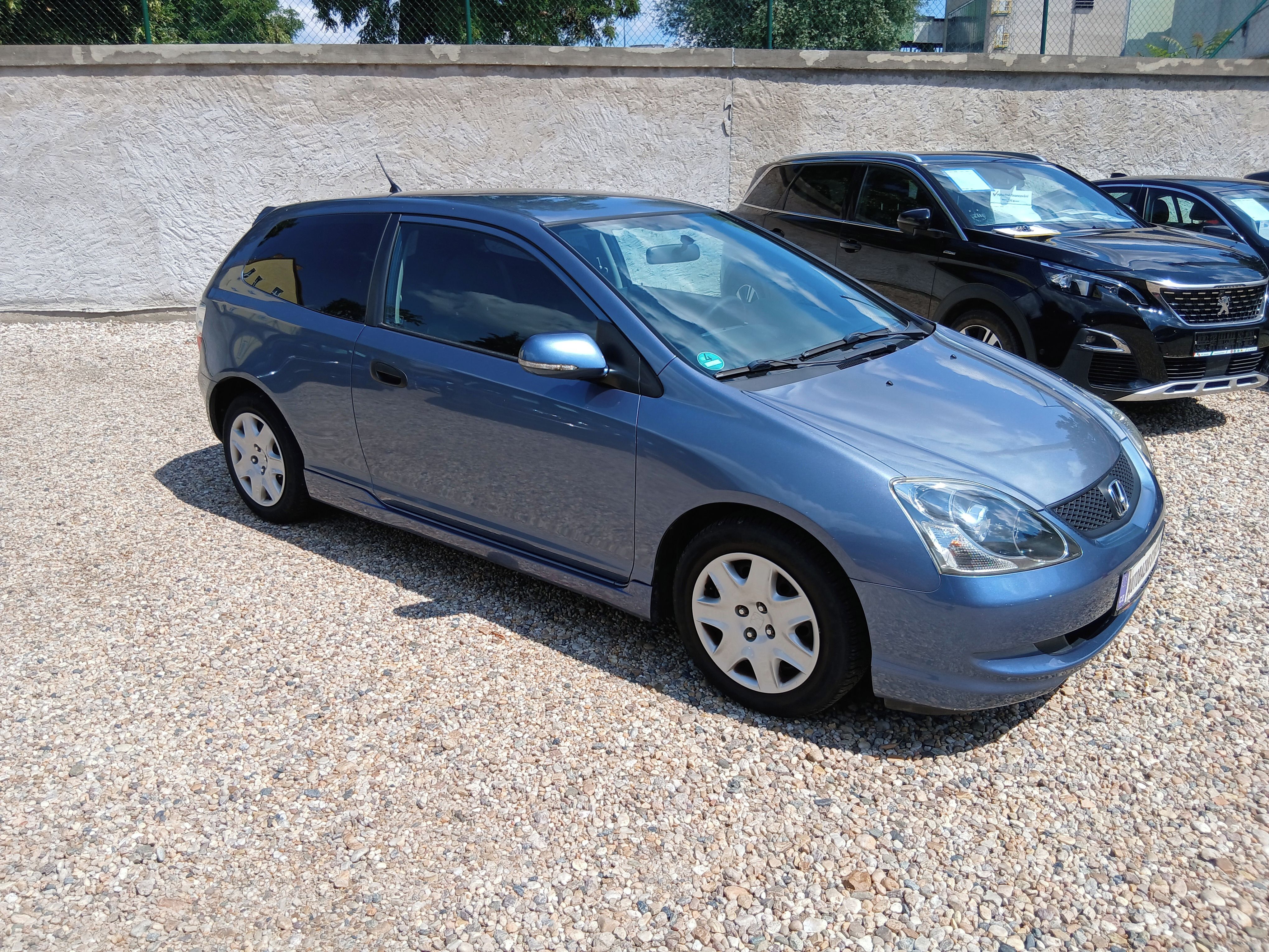 Honda Civic, 1.4i 16V LS  66KW Klima - fotka 3