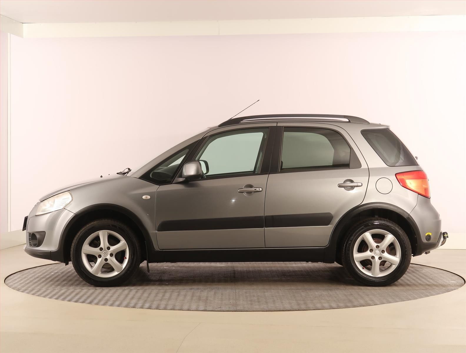 Suzuki SX4, 1.6 VVT, LPG, 4X4, Klima - fotka 3