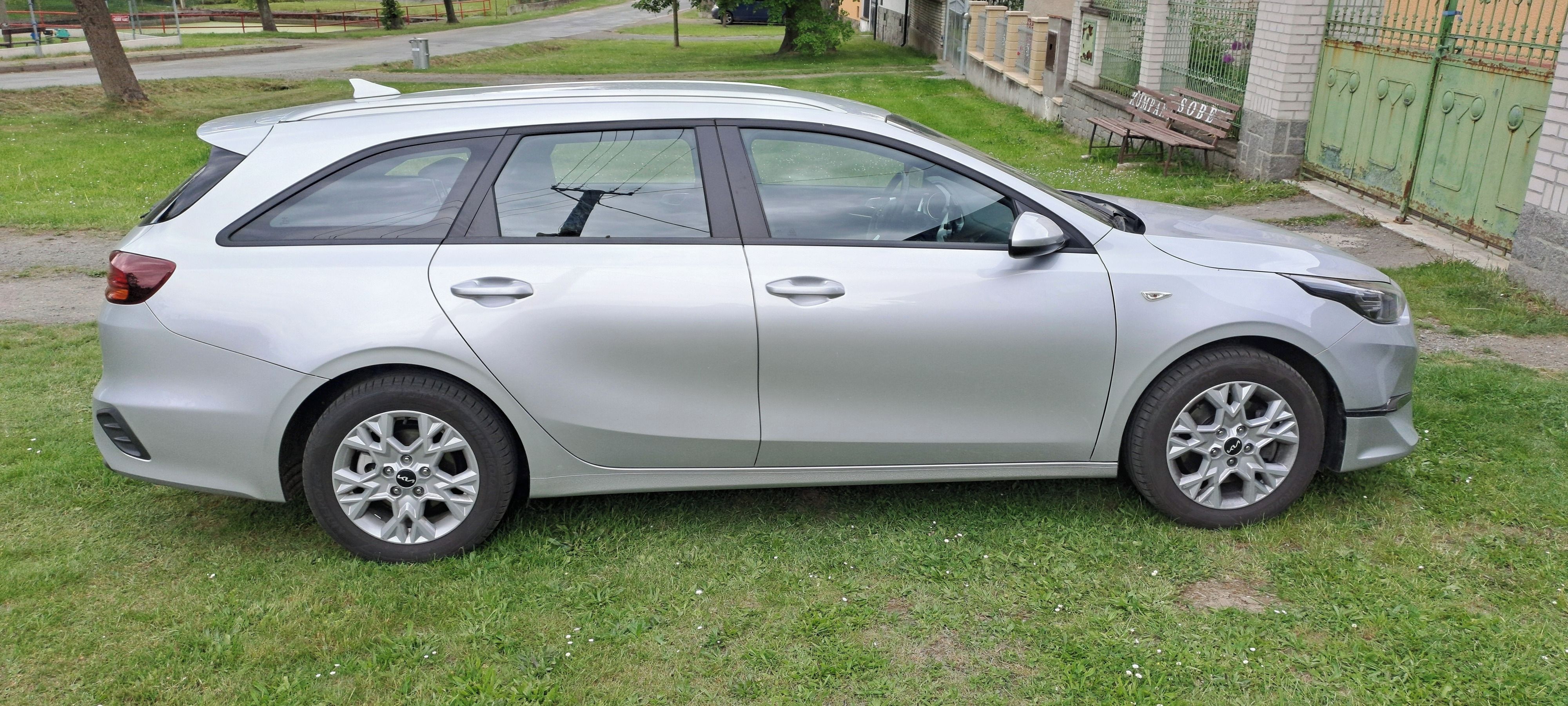 Kia Cee´d, SW CD 1,5 T-GDi GPF SPIN - fotka 3