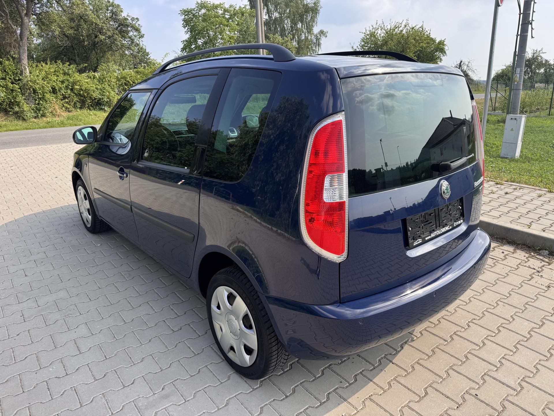 Škoda Roomster, 1.4i 63Kw Ambition - fotka 6