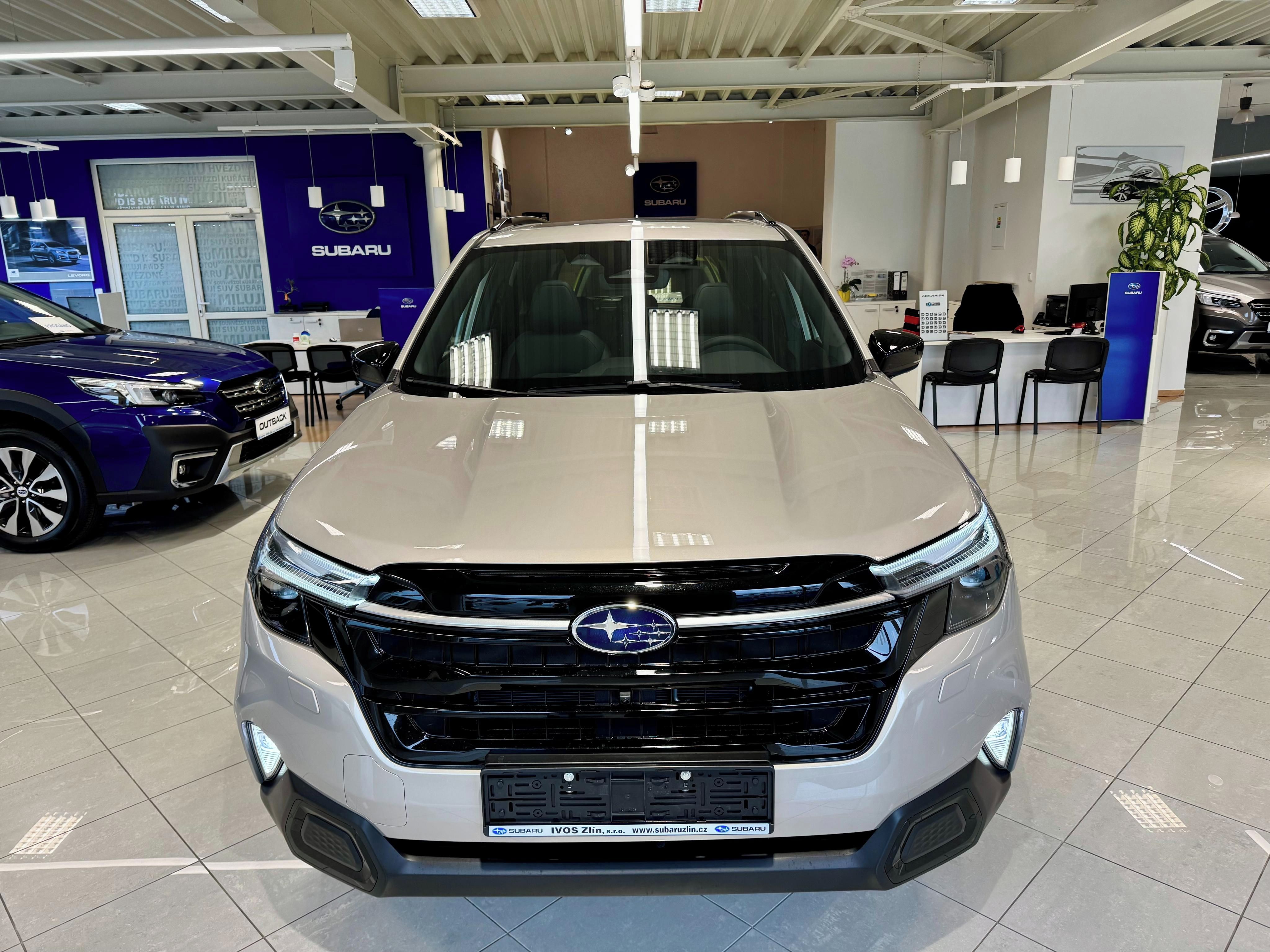 Subaru Forester, Touring MY2026, záruka 10 let - fotka 2