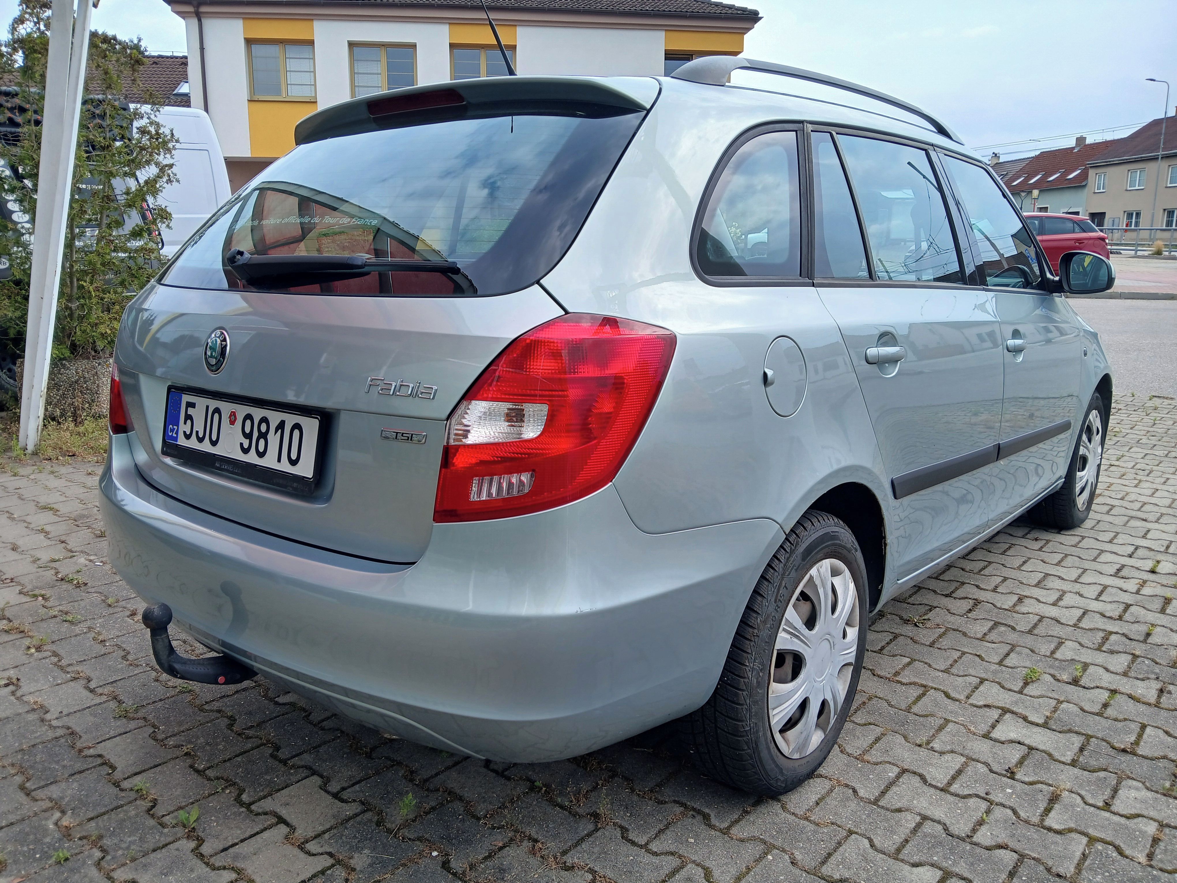 Škoda Fabia, 1.2TSI, 63kW, 108tis.km - fotka 5
