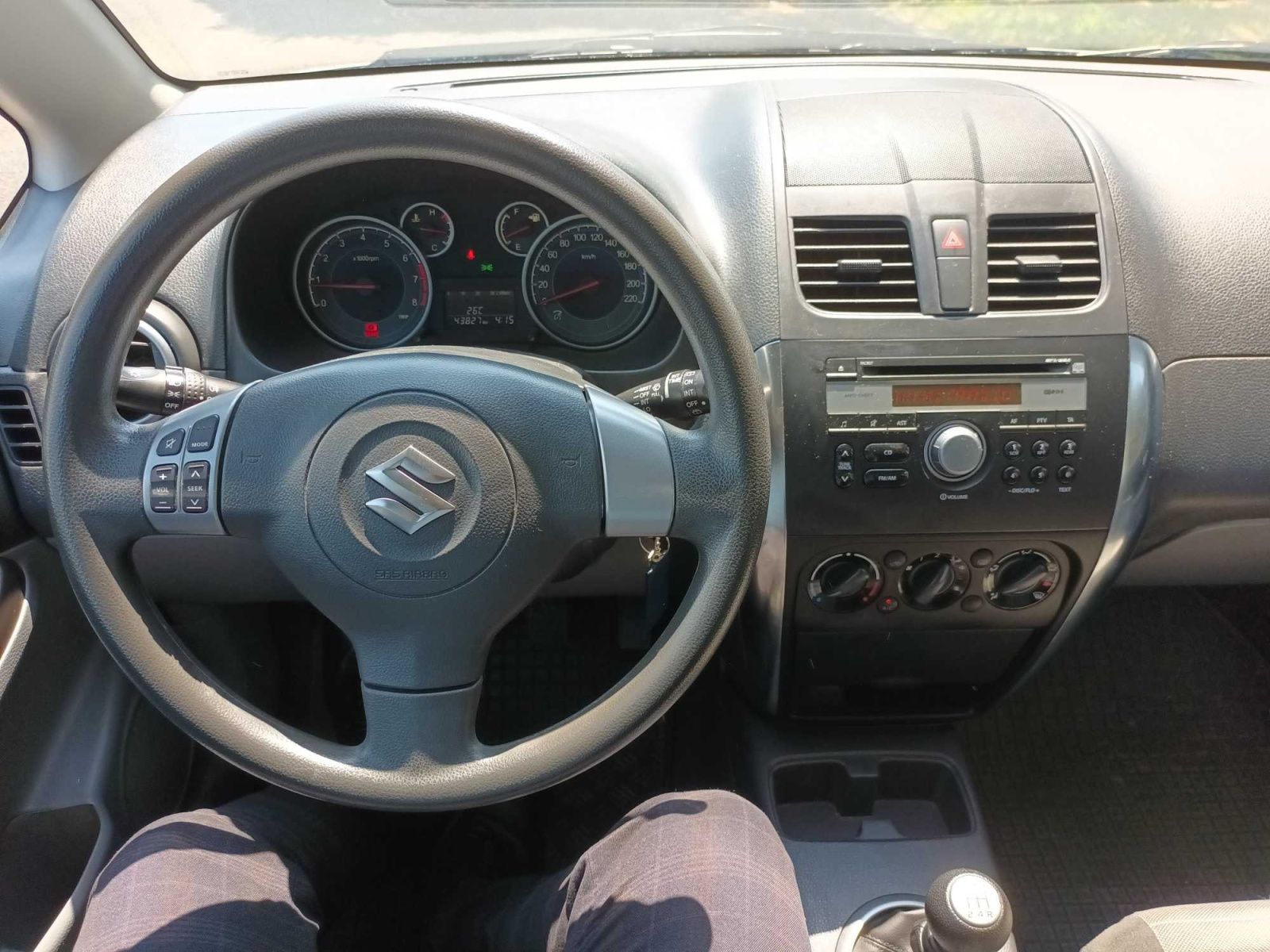 Suzuki SX4, 1.6 VVT, Serv.kniha, Klima - fotka 3