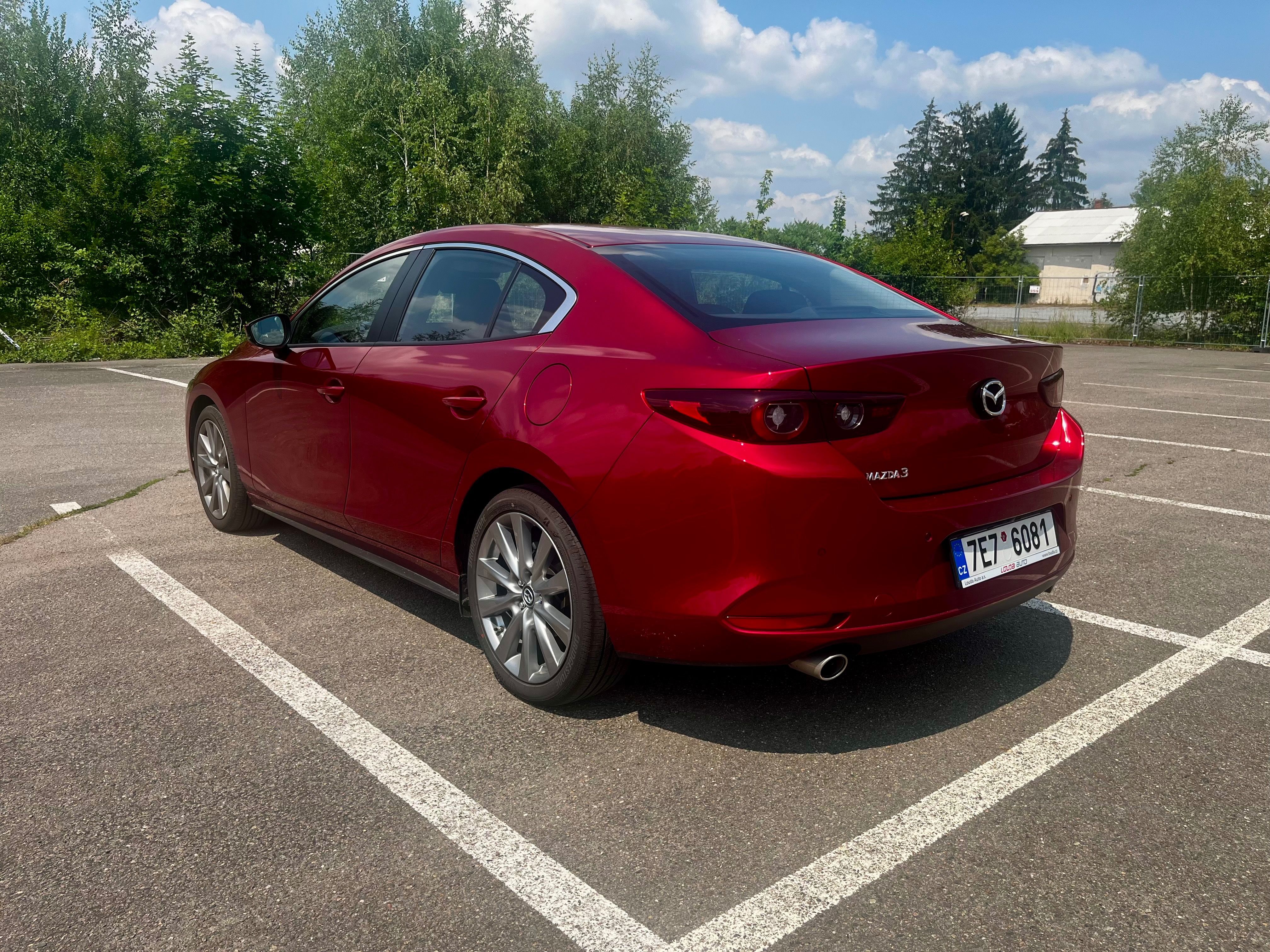 Mazda 3, Mazda 3 Sedan 2.5 e-Skyactiv G - fotka 3