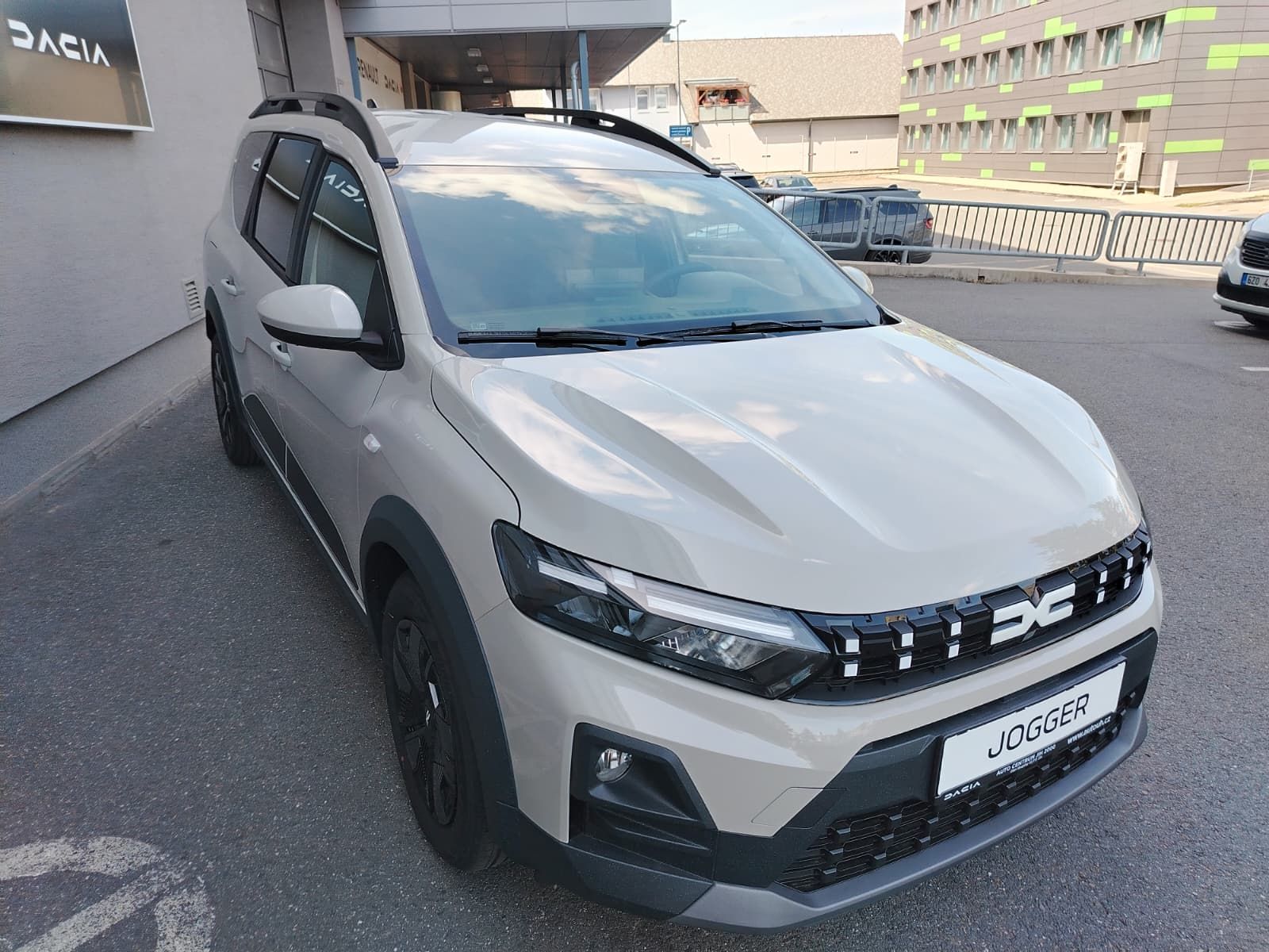Dacia Jogger, Expression ECO-G 120 7.míst - fotka 5