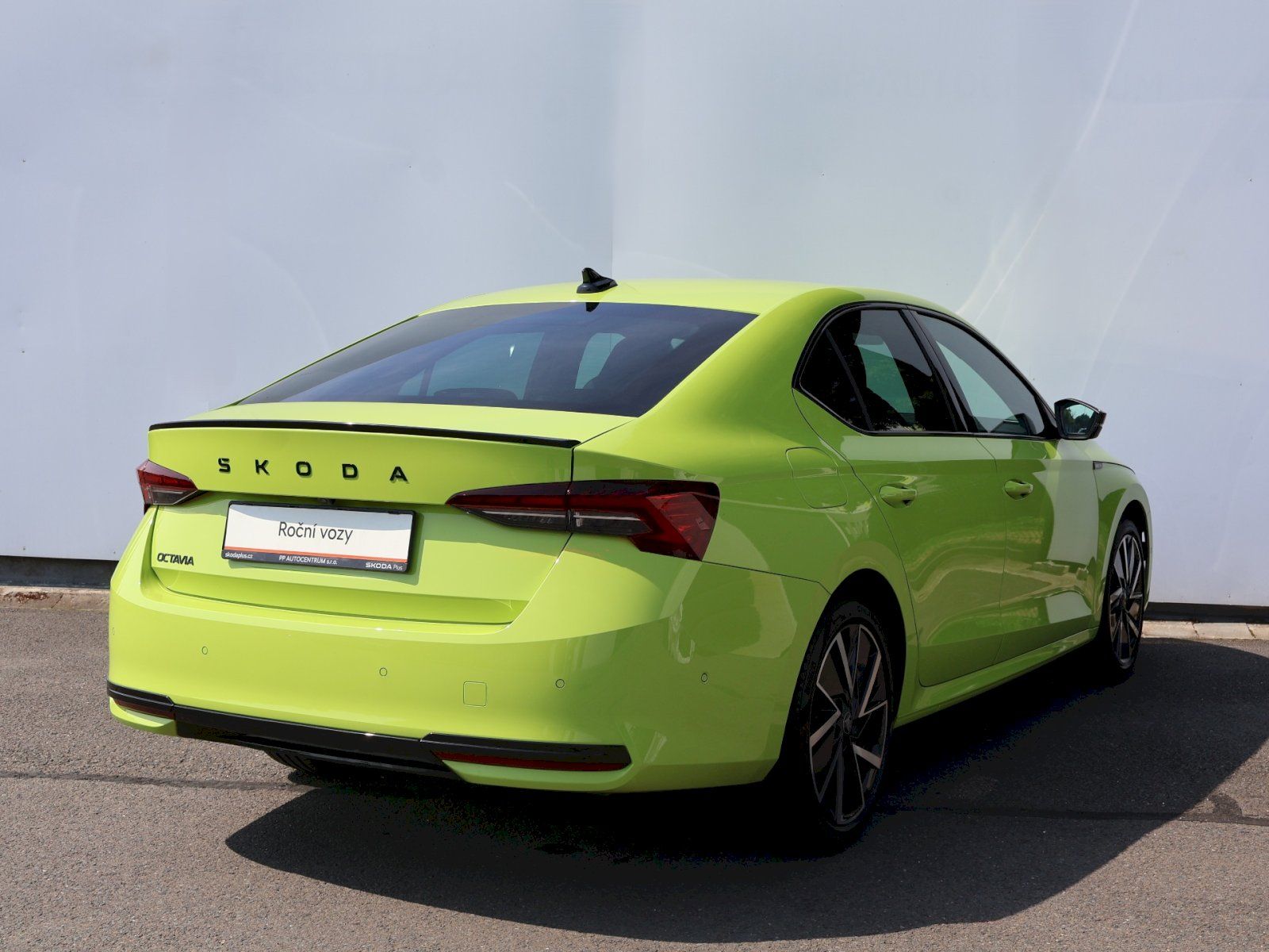 Škoda Octavia, SportLIne DSG 1.5TSI 110kW M-H - fotka 2