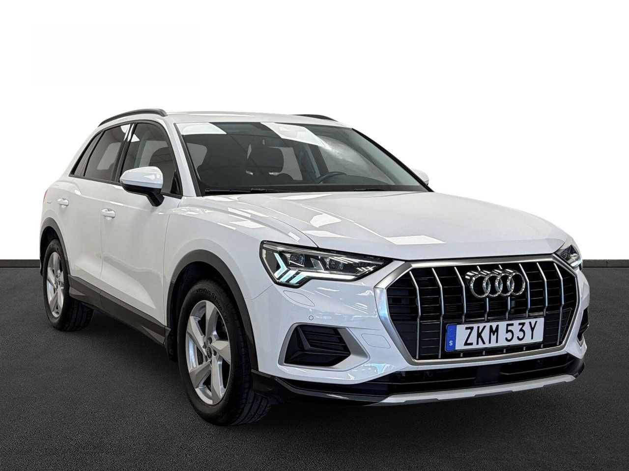 Audi Q3, 35TFSI Matrix Kam NezTop Taž - fotka 3