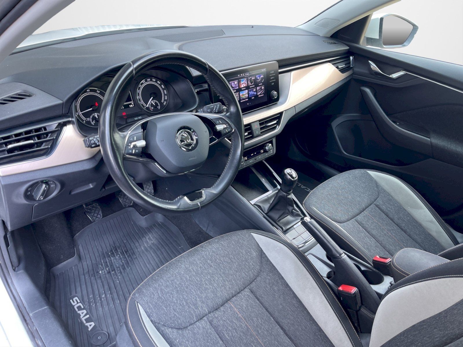 Škoda Scala, 1.0 TSI 85 kW Style Plus - fotka 5