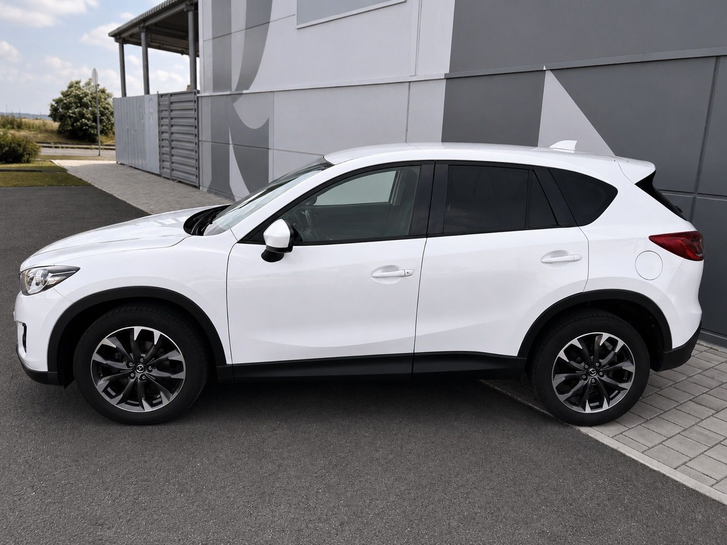 Mazda CX-5, Mazda CX-5 2.2 Diesel Top Stav - fotka 4