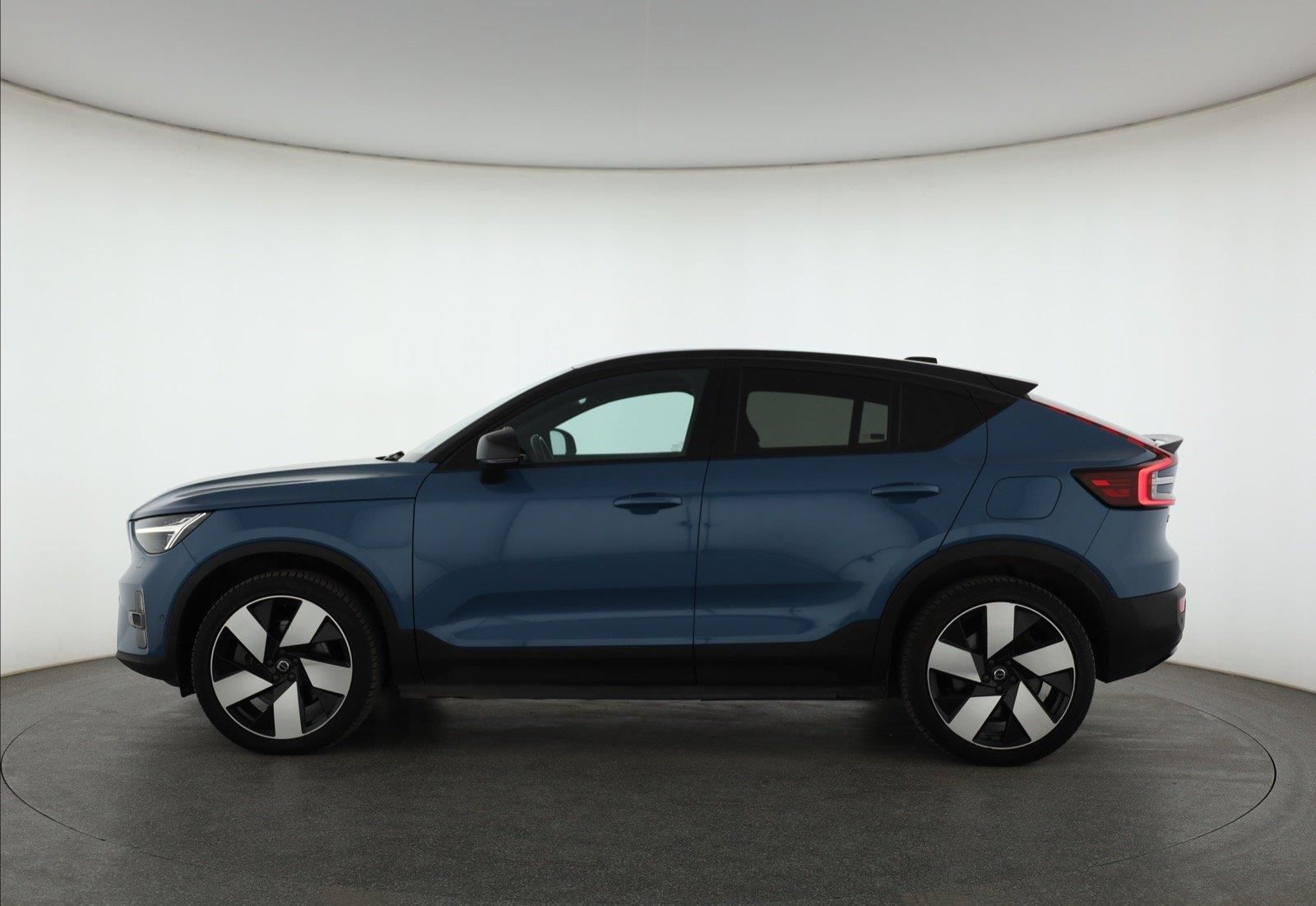 Volvo C40, Twin Motor, SoH 91%, 4X4 - fotka 3