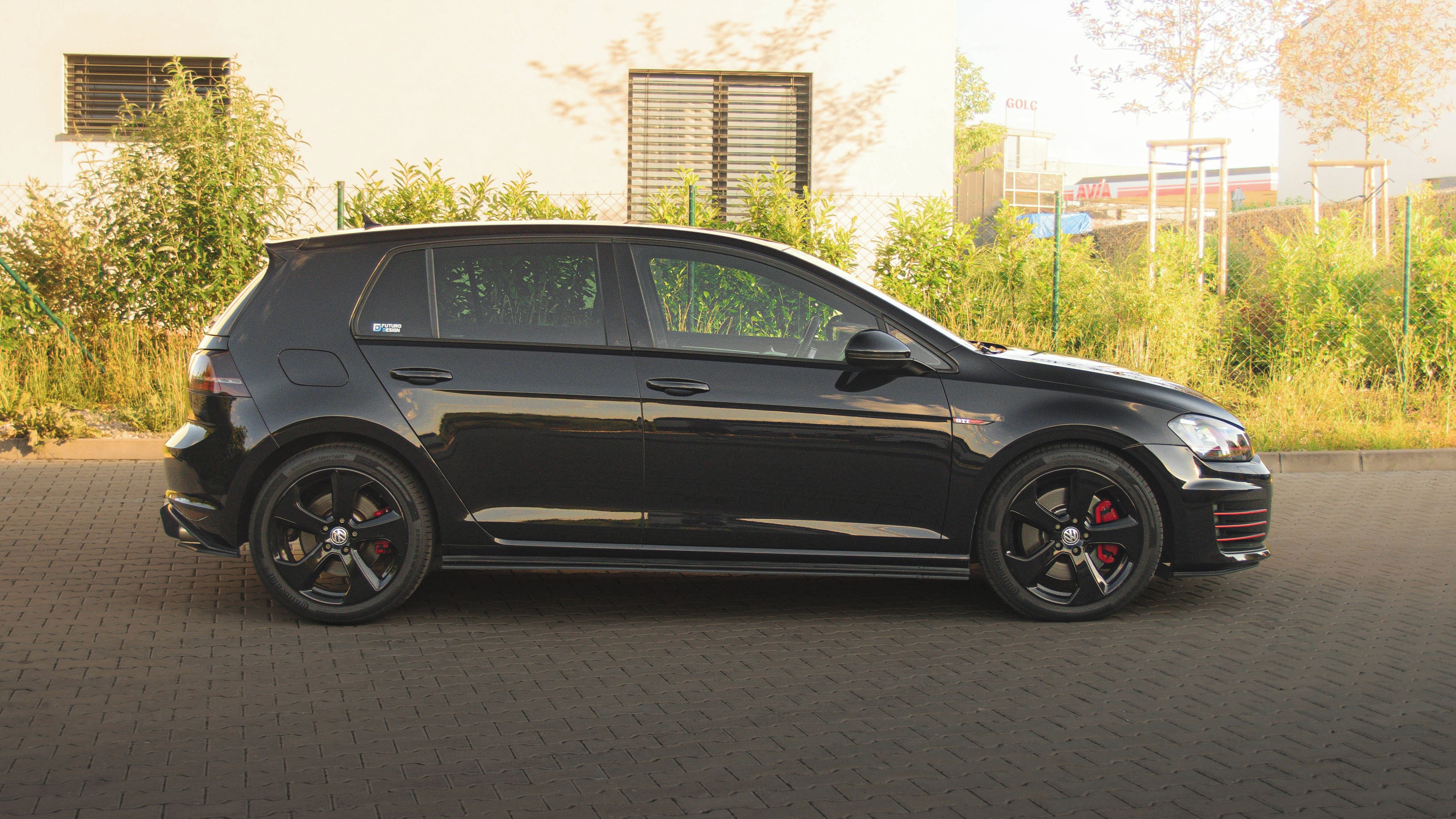 Volkswagen Golf, GTI 2,0TSI/169kW DSG ČR 1.Maj - fotka 4