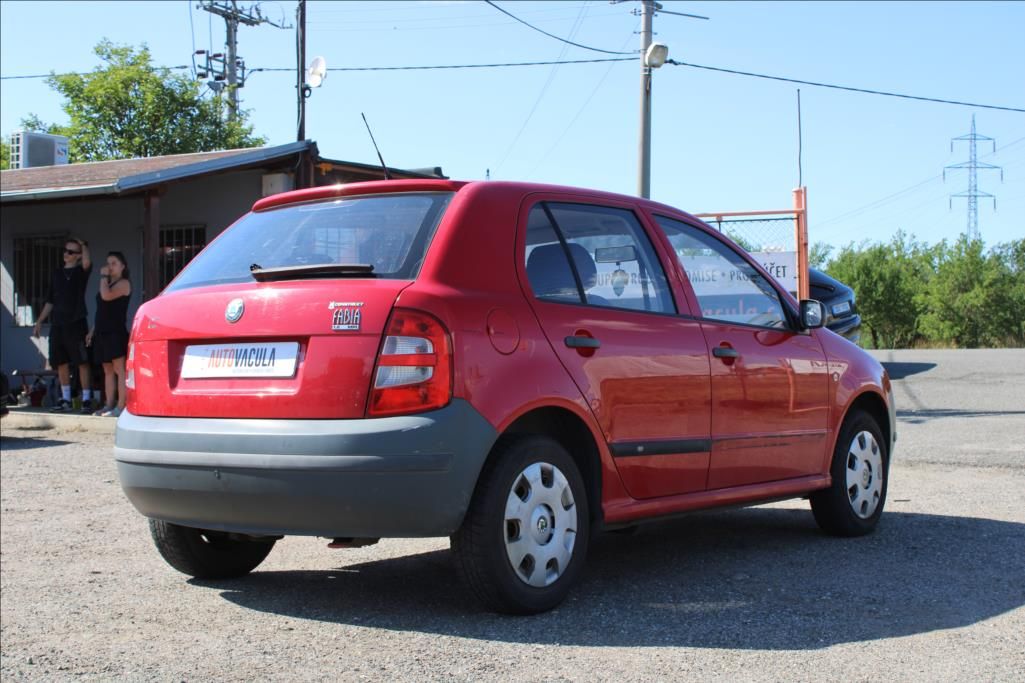 Škoda Fabia, 1,2 i  STK 3/2028 - fotka 5