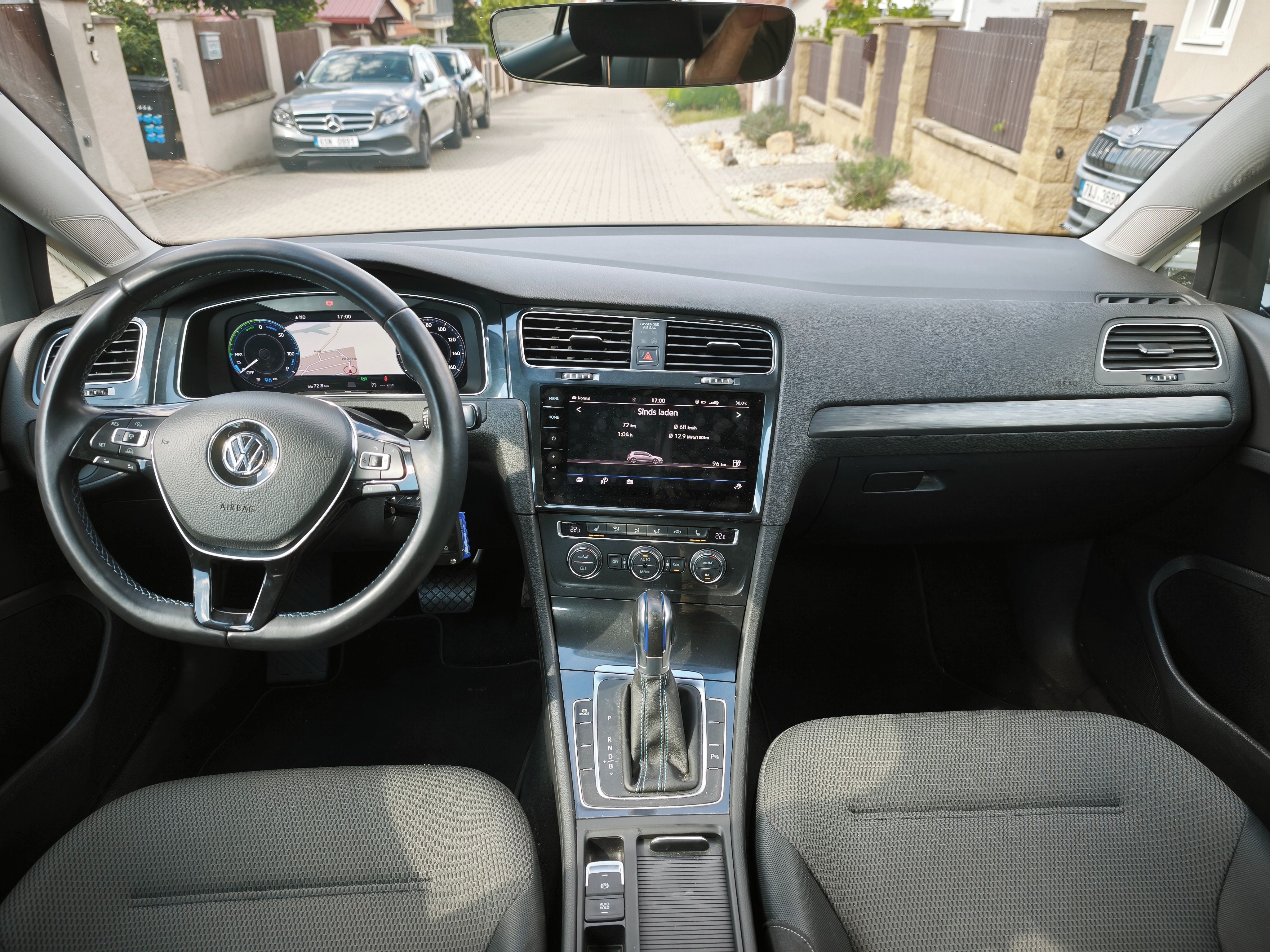 Volkswagen e-Golf, TČ*ACC*Výhřev*VirtKok*SoH94%! - fotka 6