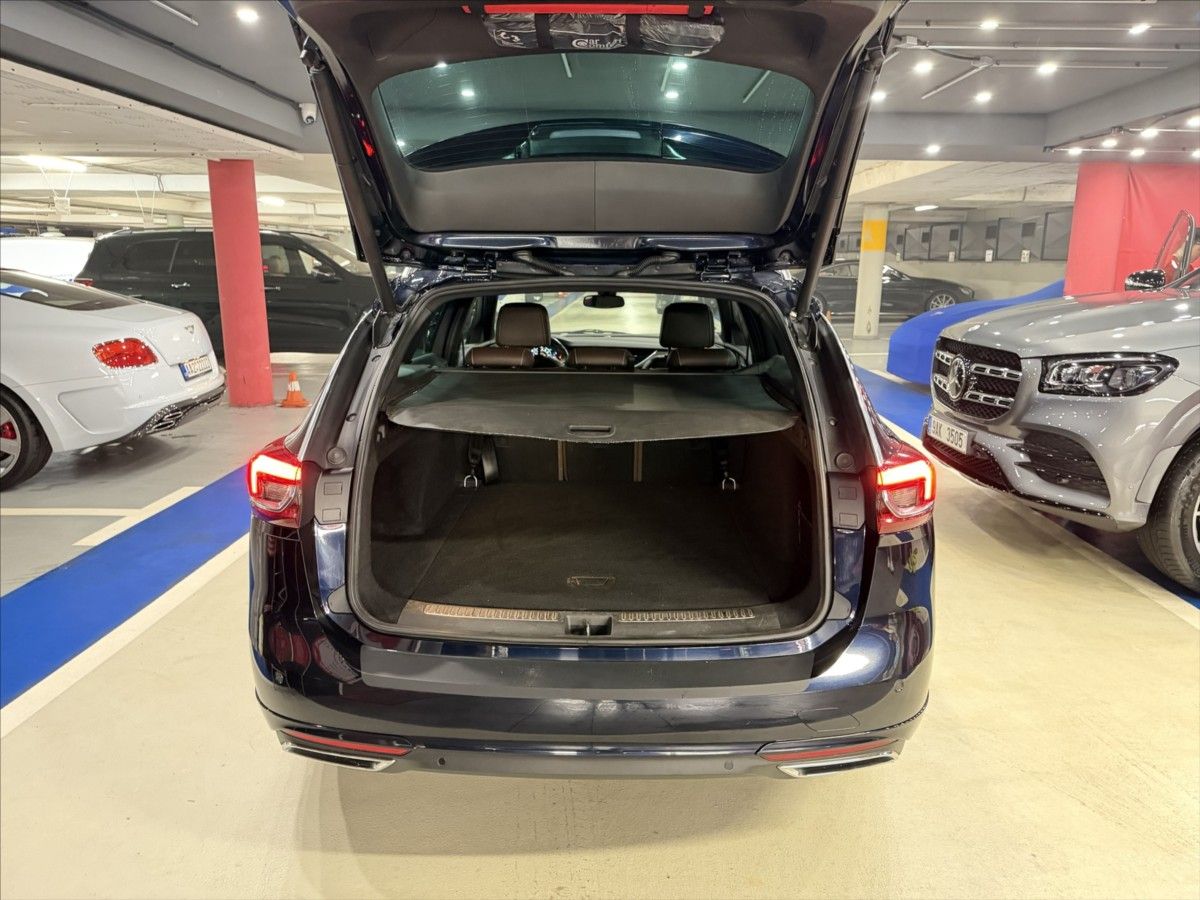 Opel Insignia, 2,0 CDTi  Ultimate Exclusive S - fotka 5