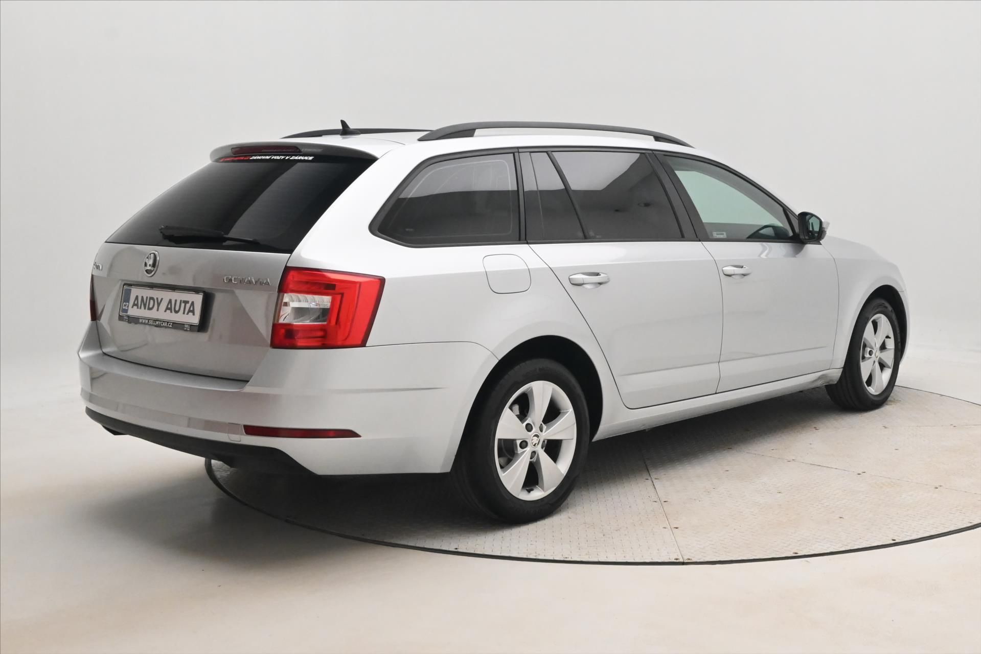 Škoda Octavia, 1,6 TDI 85 kW Ambition Záruka - fotka 5