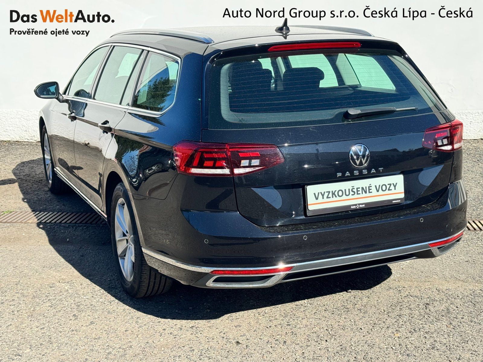 Volkswagen Passat, Passat 2.0 TSI  140kw Elegance - fotka 2
