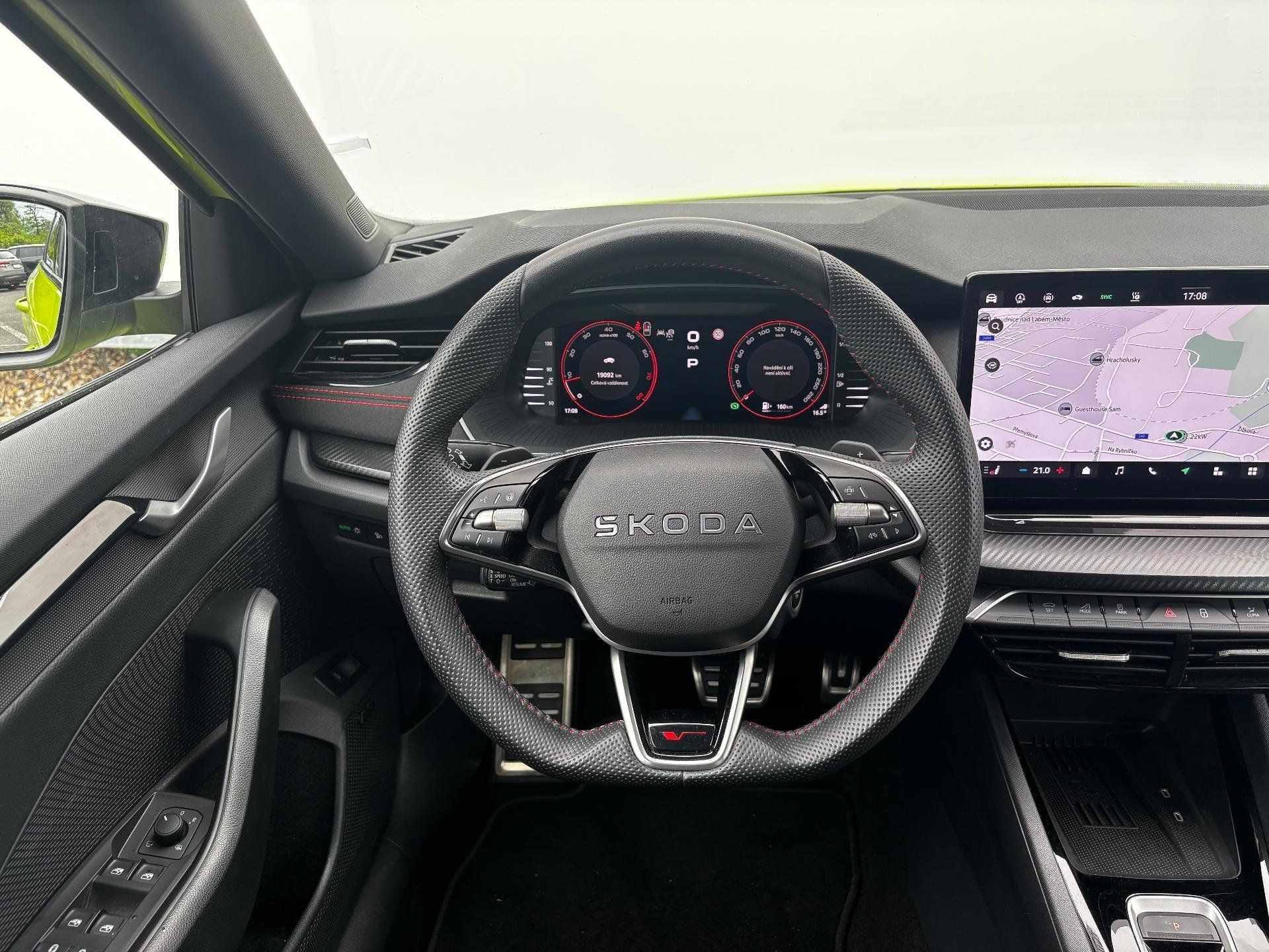 Škoda Octavia, Octavia OCT.COMBI RS 2,0 TSI - fotka 5