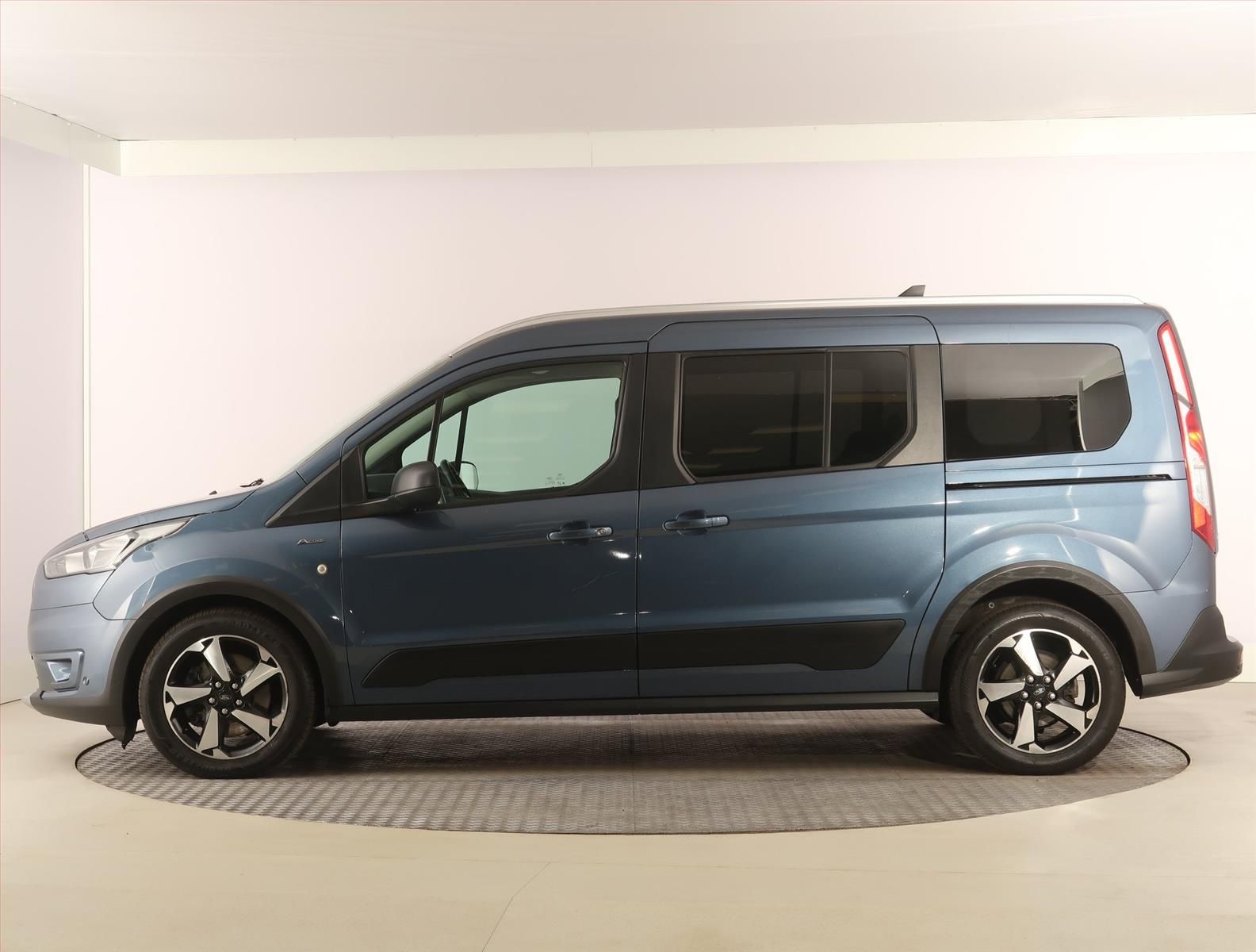 Ford Tourneo Connect, Maxi 1.5 EcoBlue, Active - fotka 3