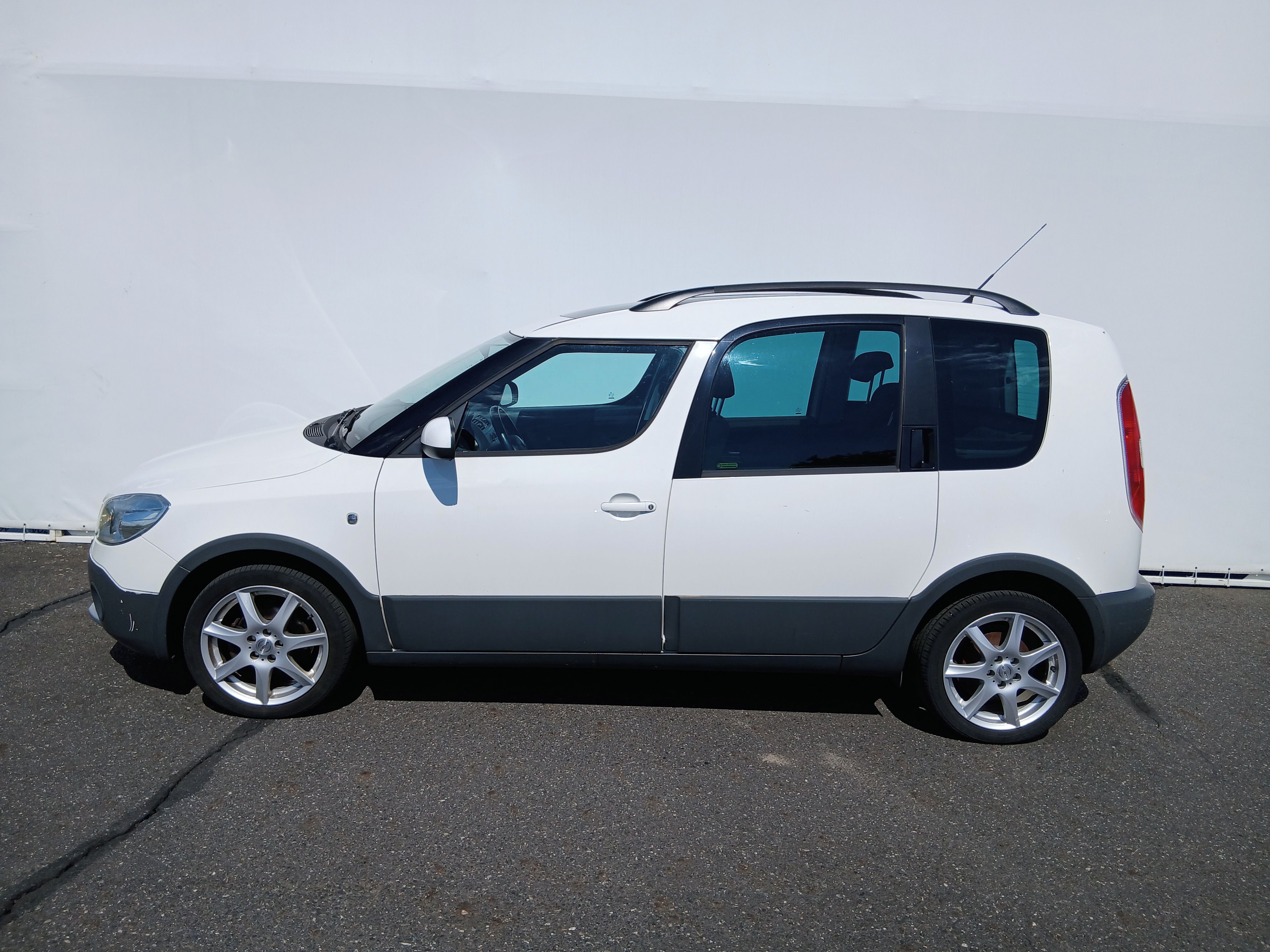 Škoda Roomster, 1.2 TSI 63 Kw - fotka 6