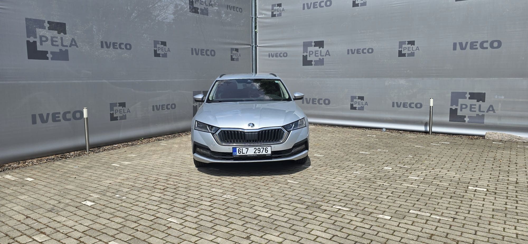 Škoda Octavia, Kombi 4x4 - fotka 2
