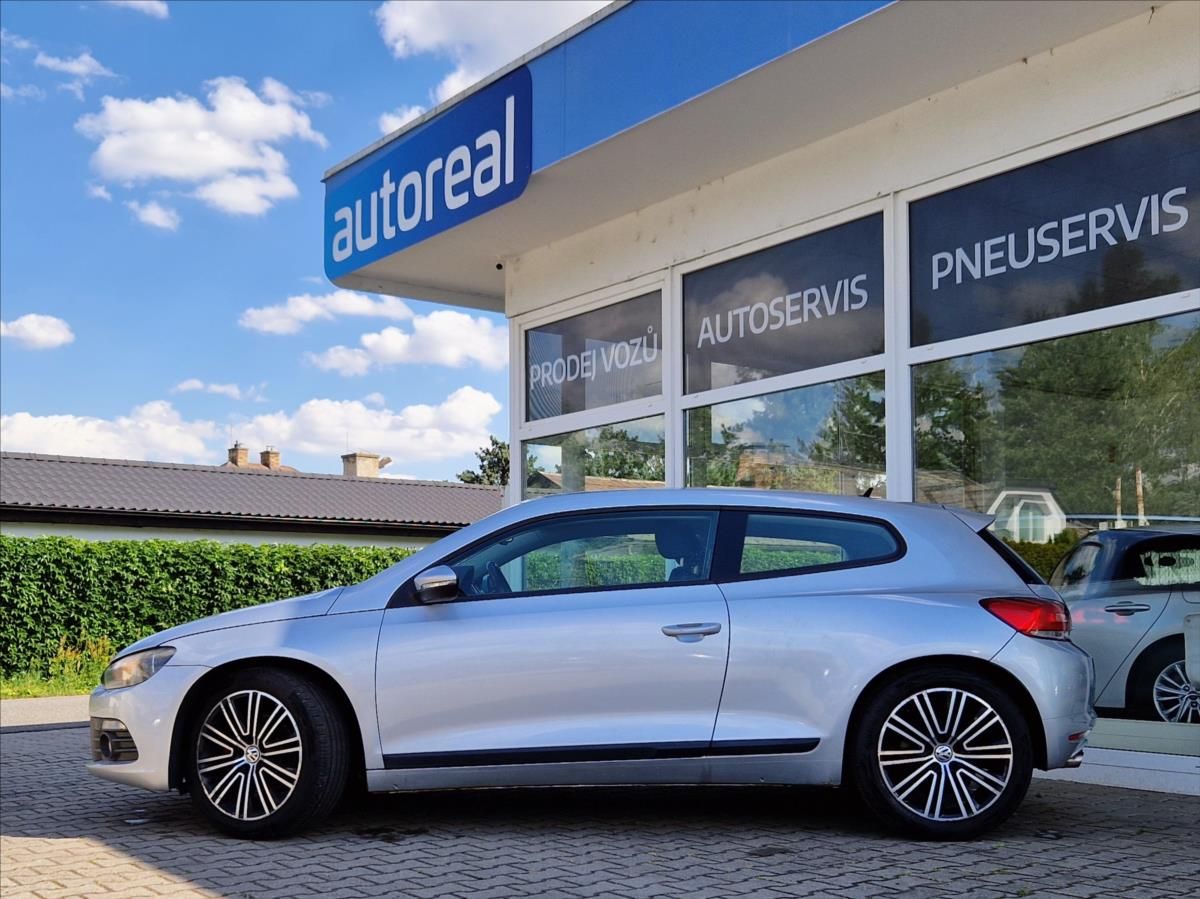 Volkswagen Scirocco, 1,4 TSI 118kW NOVROZVODY +ZIMA - fotka 2