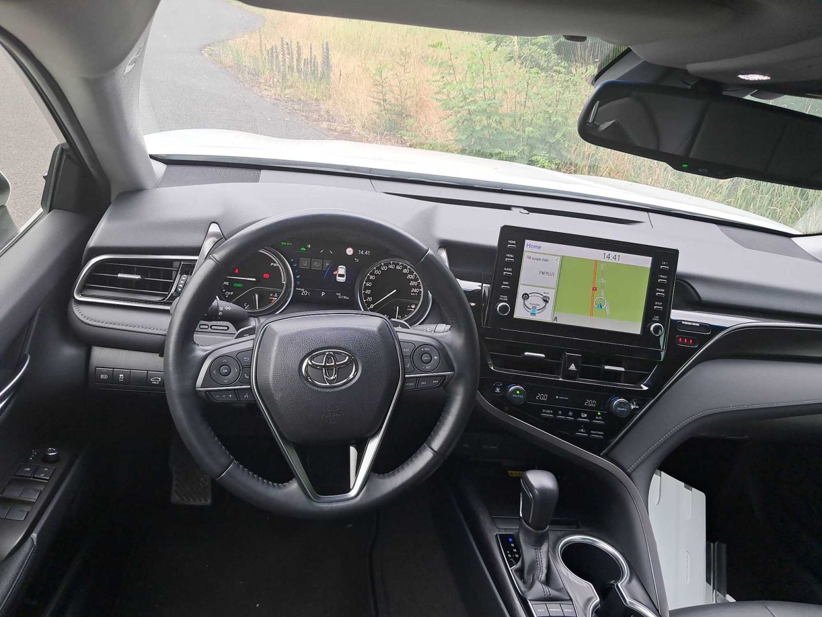 Toyota Camry, 2.5 Hybrid, Executive, Automat - fotka 3