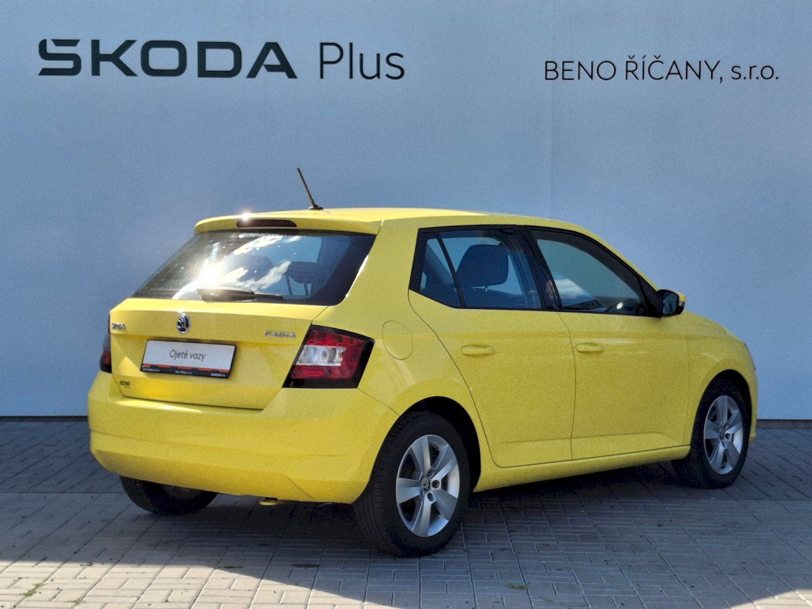 Škoda Fabia, Ambition Plus 1,0Mpi 44kW - fotka 2