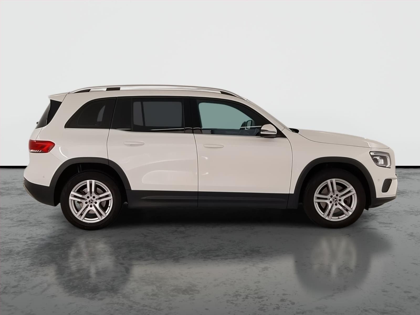 Mercedes-Benz GLB, GLB 200 d 4MATIC, 4X4 - fotka 6