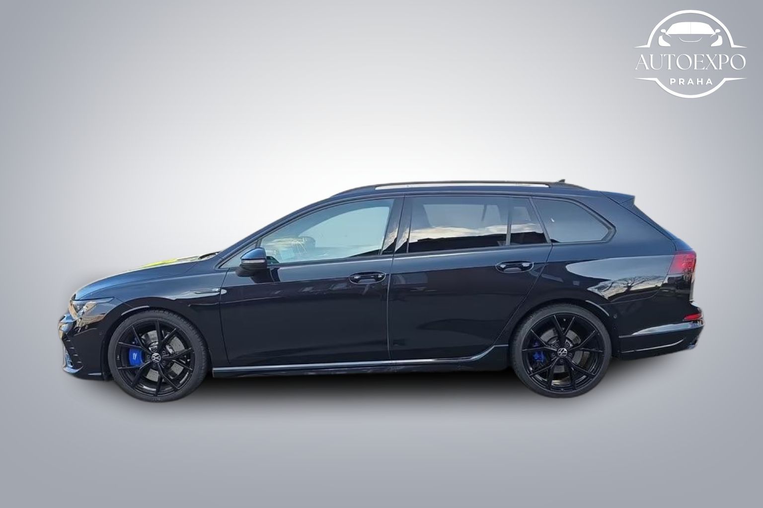 Volkswagen Golf, VIII R Variant 2.0 TSI 4Motion - fotka 5