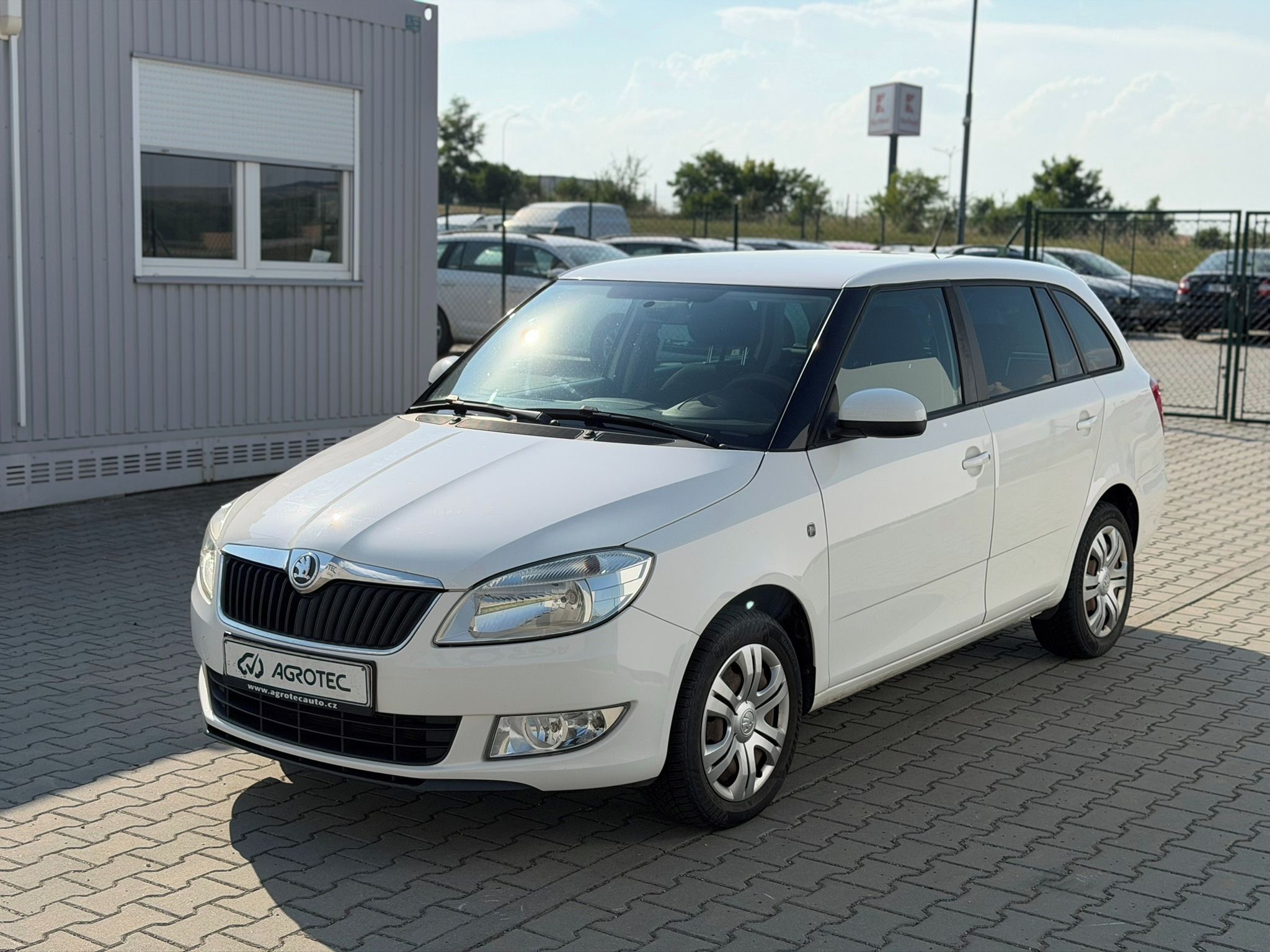 Škoda Fabia, 1.2 TSI 63kW Ambition Combi - fotka 3