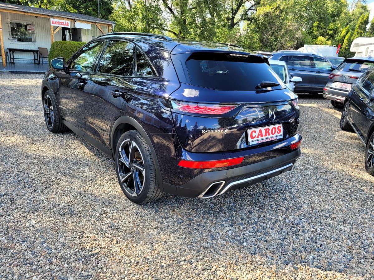 DS 7 Crossback, 1,6 Louvre PHEV,4x4,220kw,LED - fotka 5