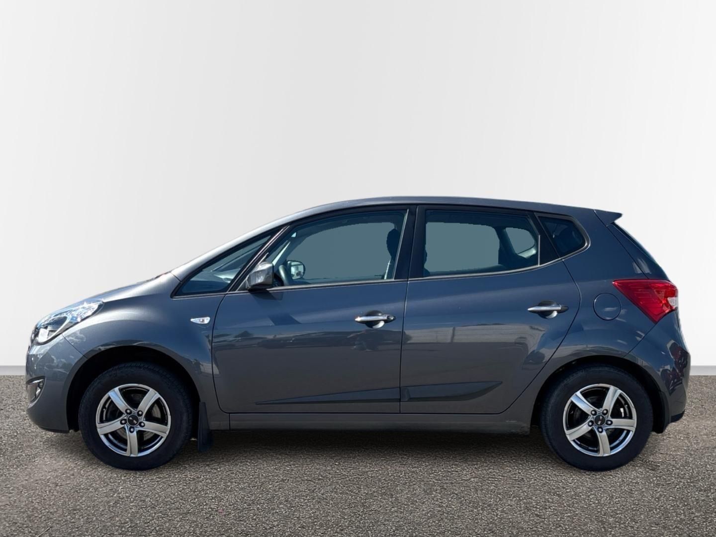 Hyundai ix20, 1.4 i / 66 kW Classic - fotka 3