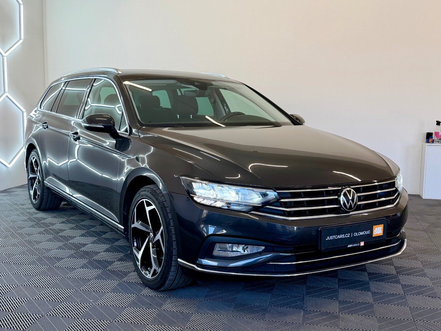 Volkswagen Passat Variant, 1.5TSi, 110kW, ČR, DPH - fotka 3