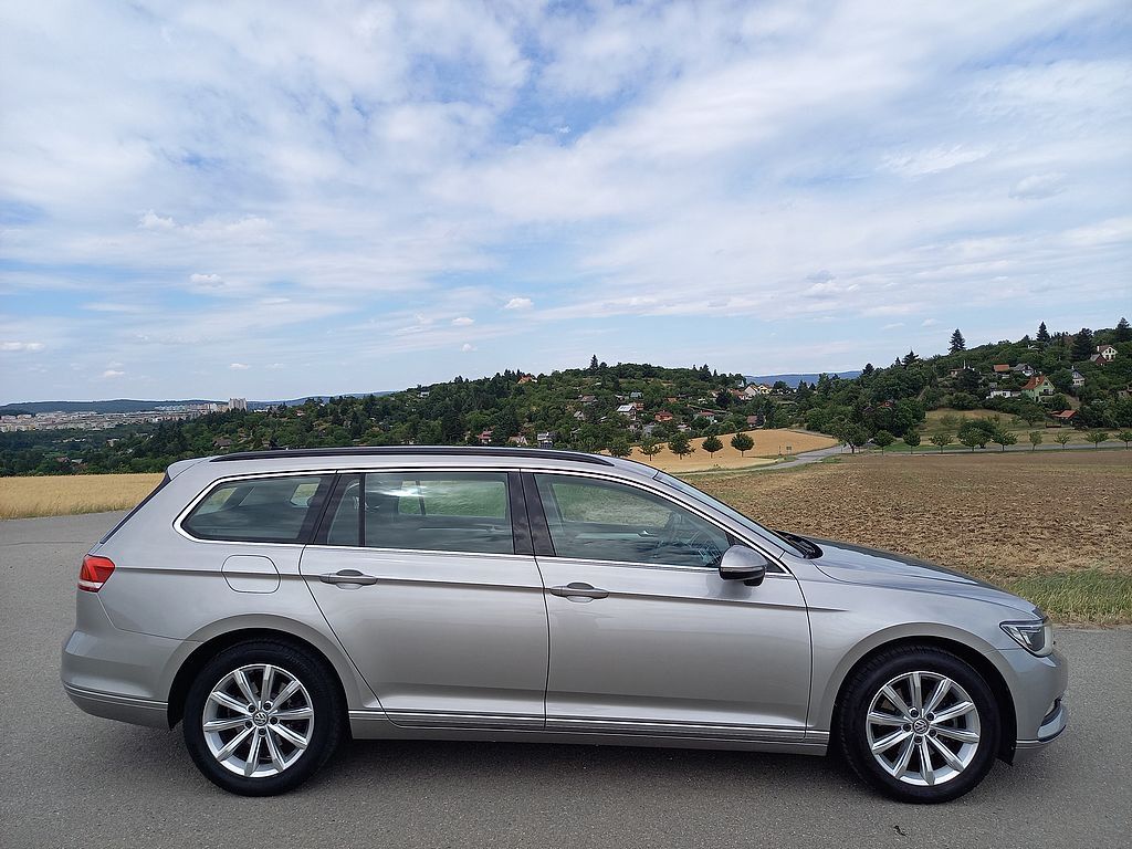 Volkswagen Passat, 2.0TDi 110kW,DSG,Navi,serviska - fotka 6