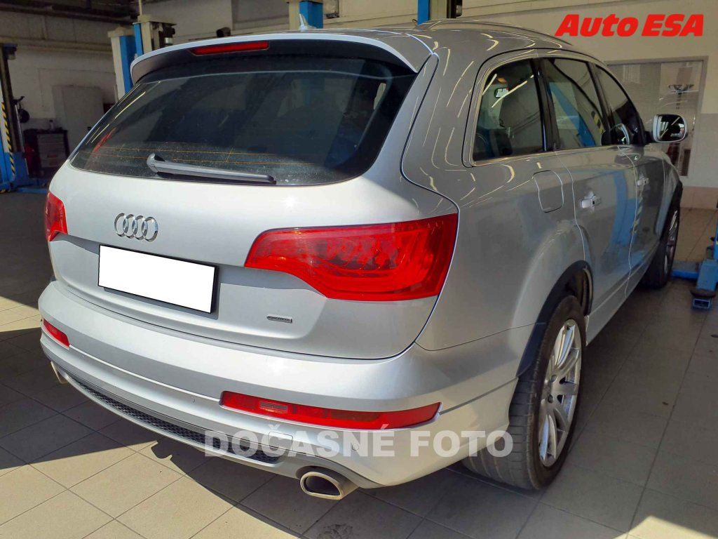 Audi Q7, 3.0TDi - fotka 2